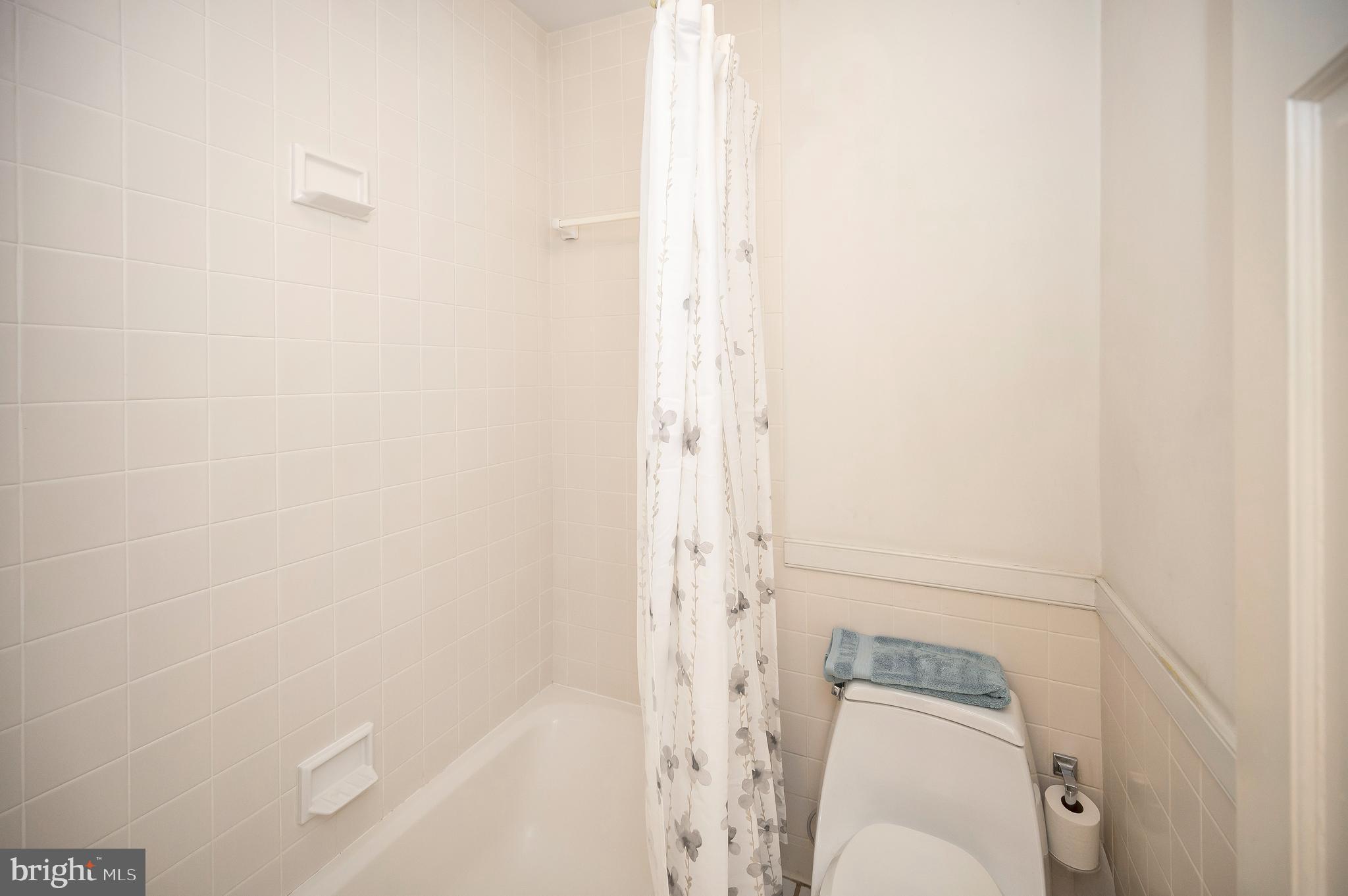 COLLEGE TERRACE - Residential