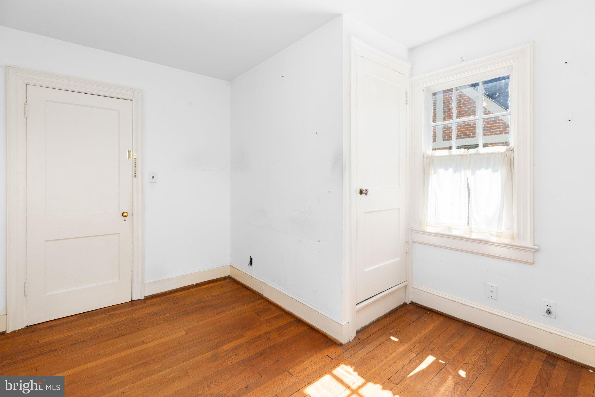 COLLEGE TERRACE - Residential