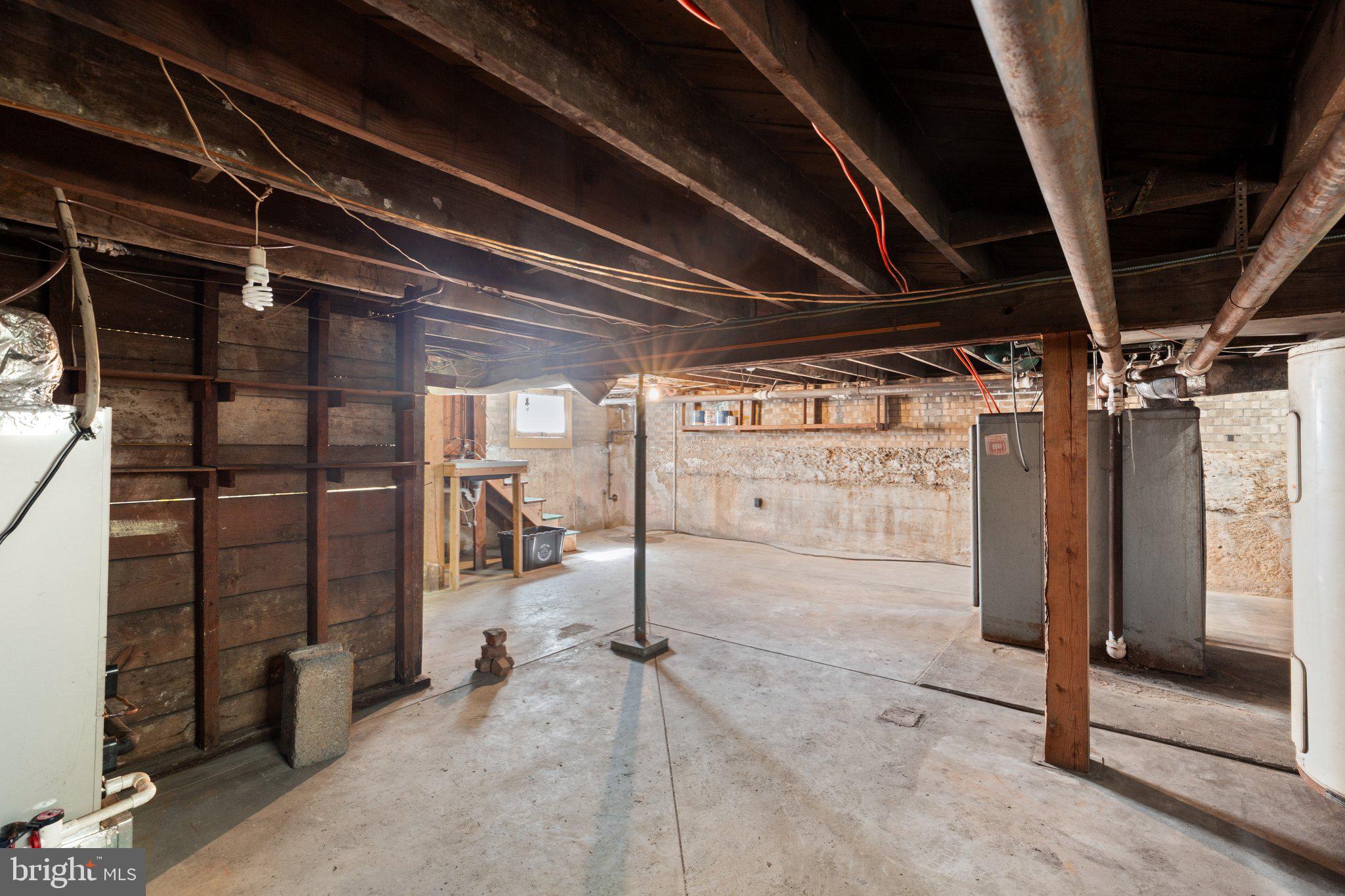 COLLEGE TERRACE - Residential