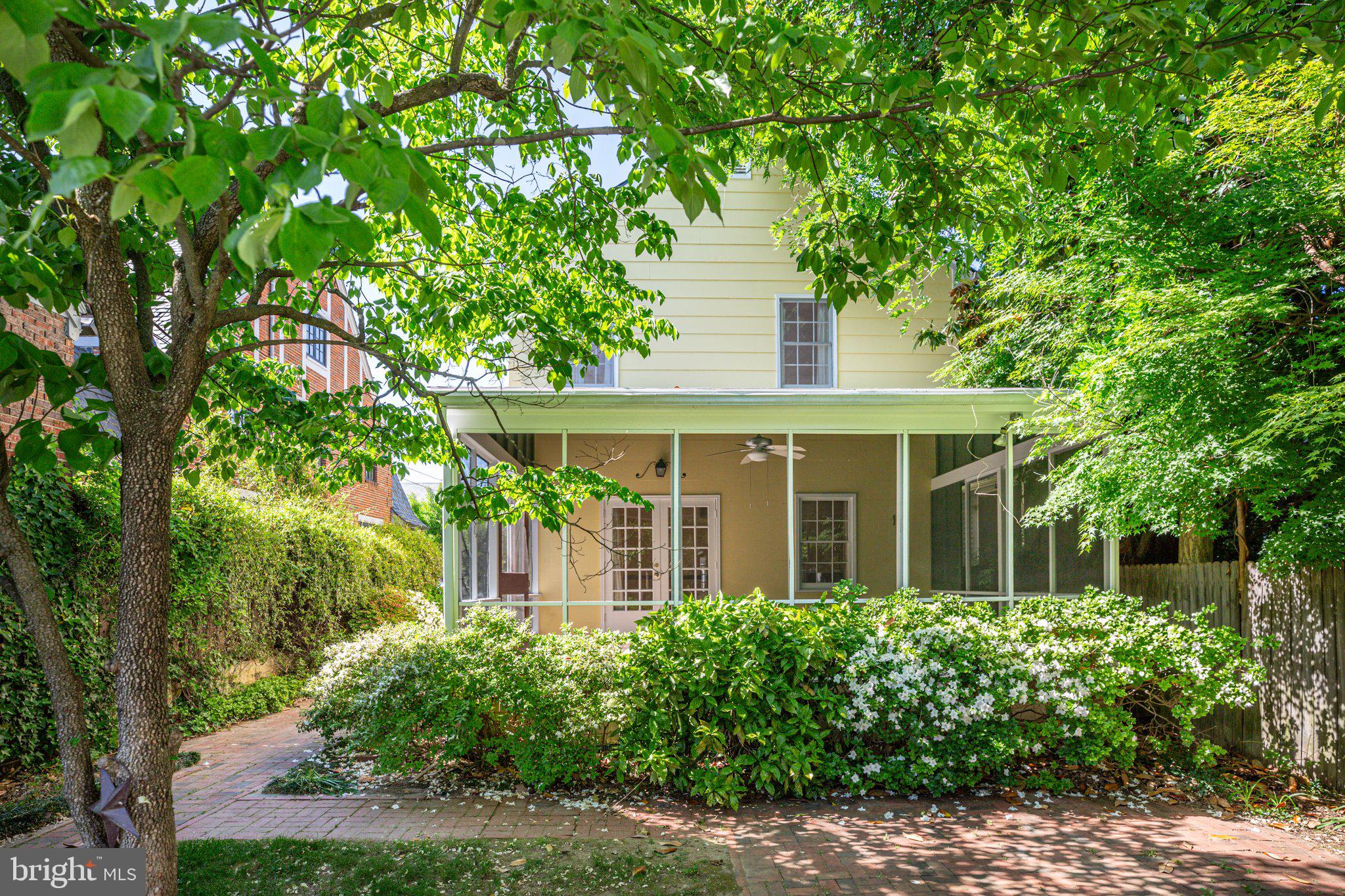 COLLEGE TERRACE - Residential