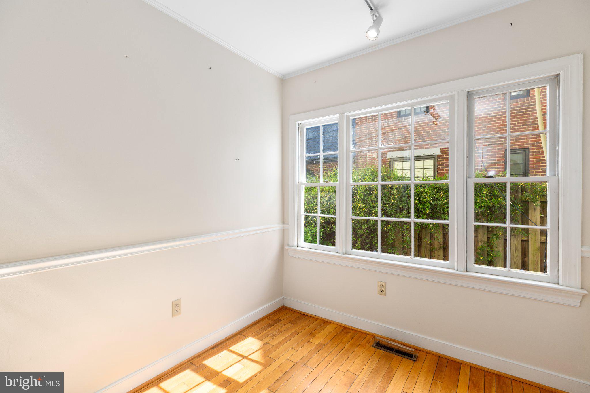 COLLEGE TERRACE - Residential