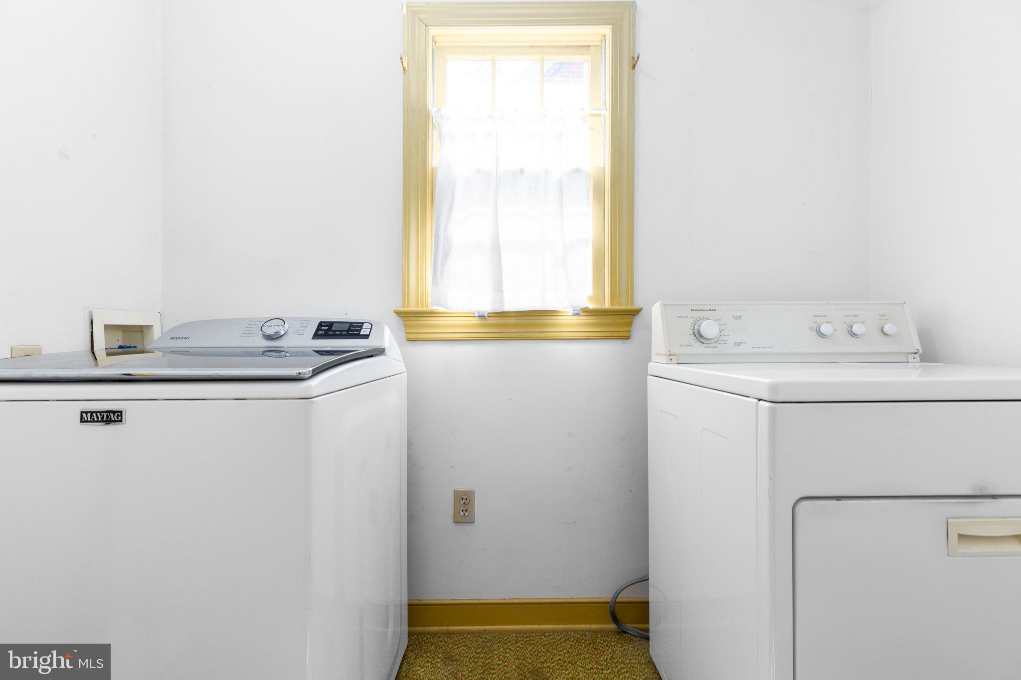 COLLEGE TERRACE - Residential