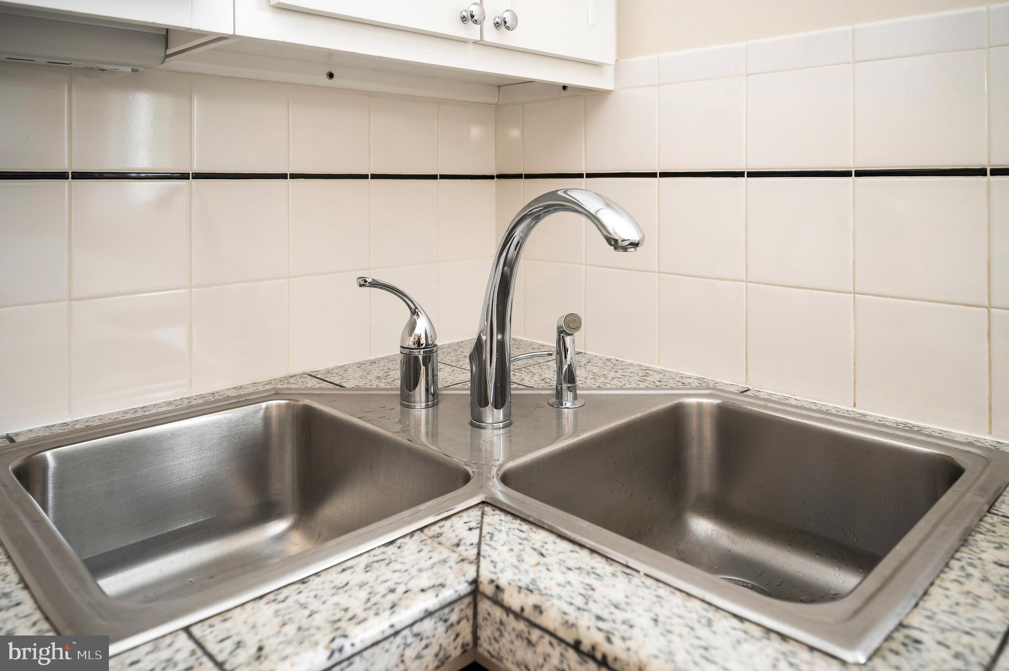 COLLEGE TERRACE - Residential