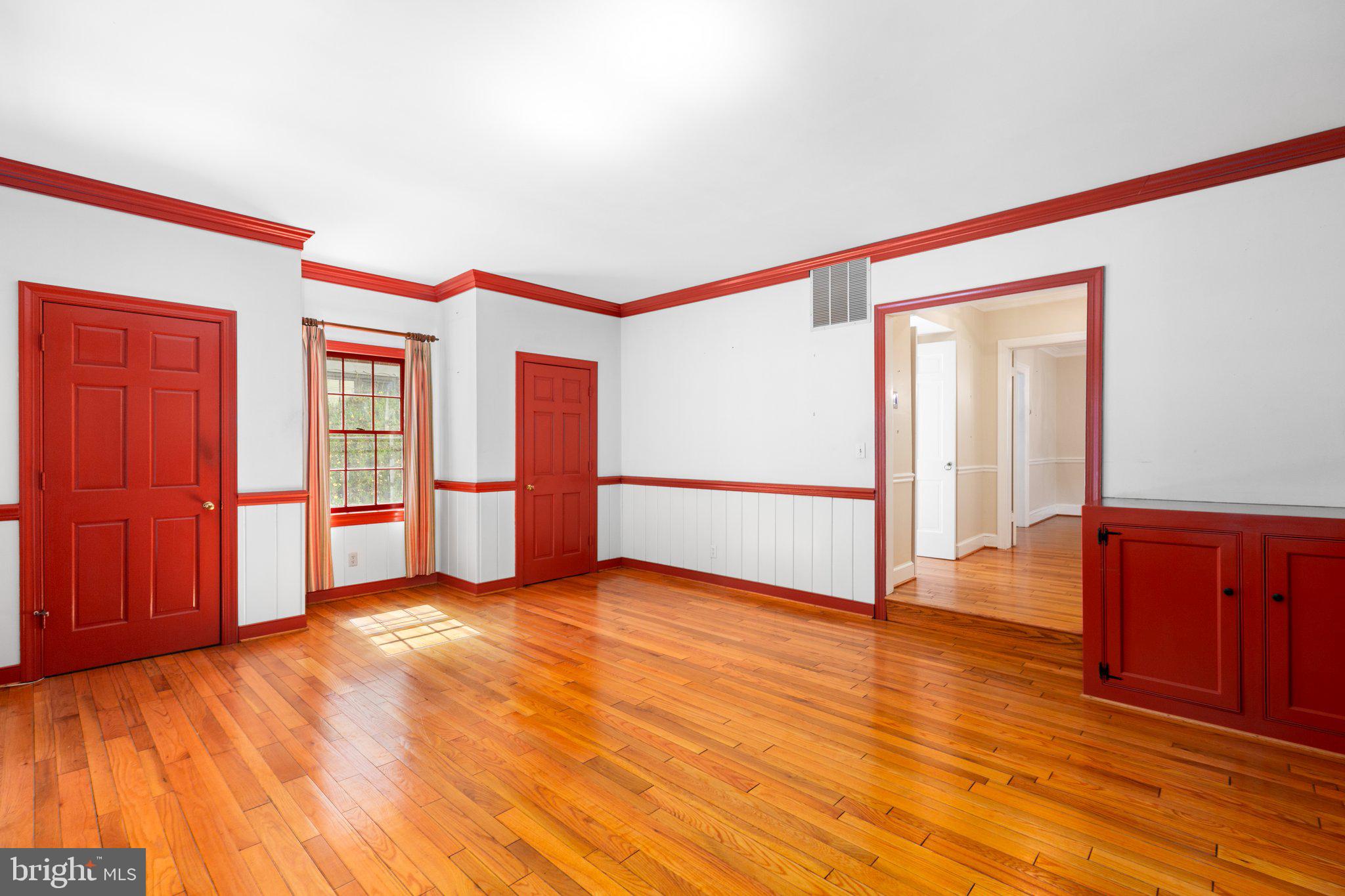 COLLEGE TERRACE - Residential