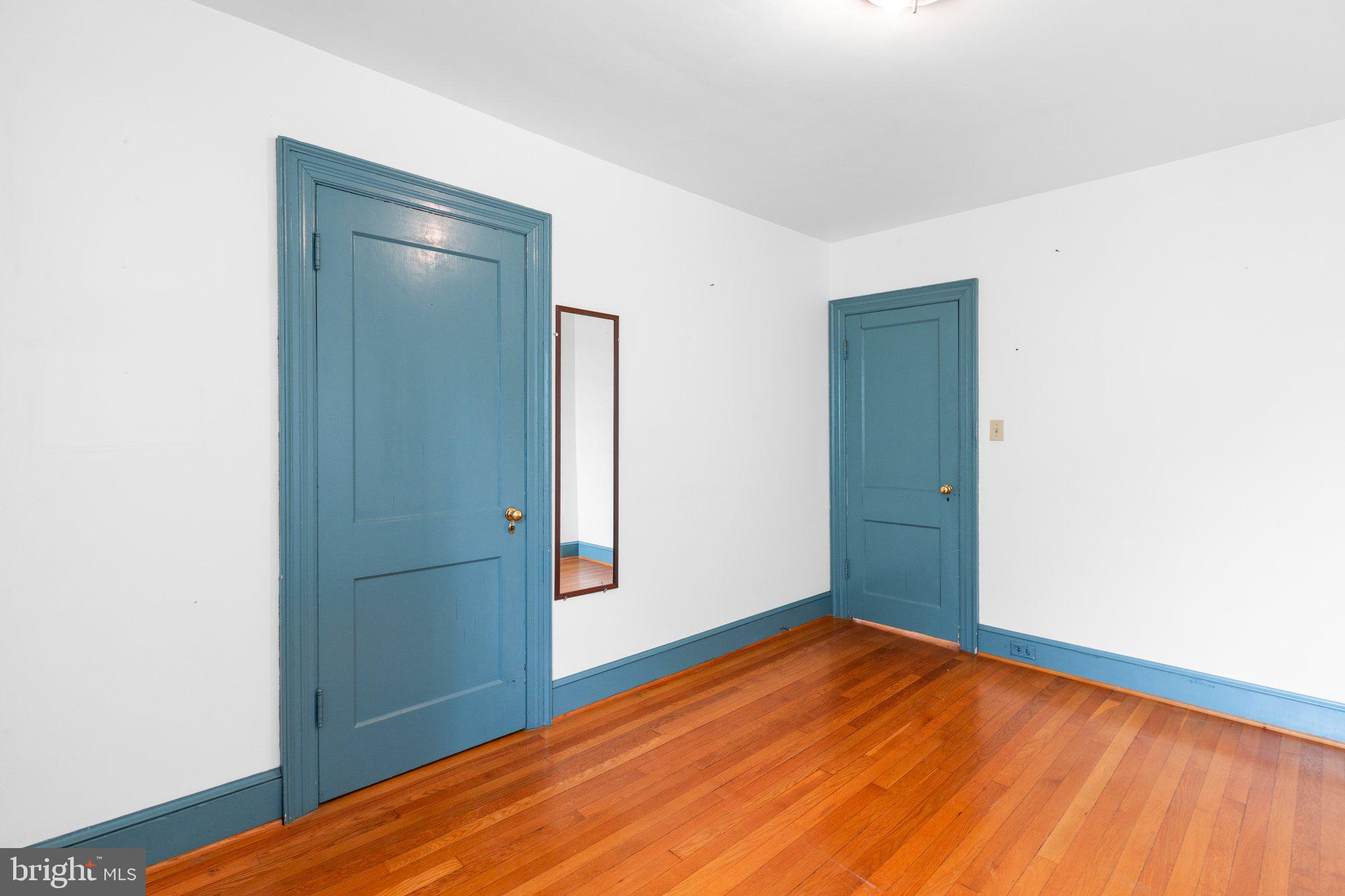 COLLEGE TERRACE - Residential