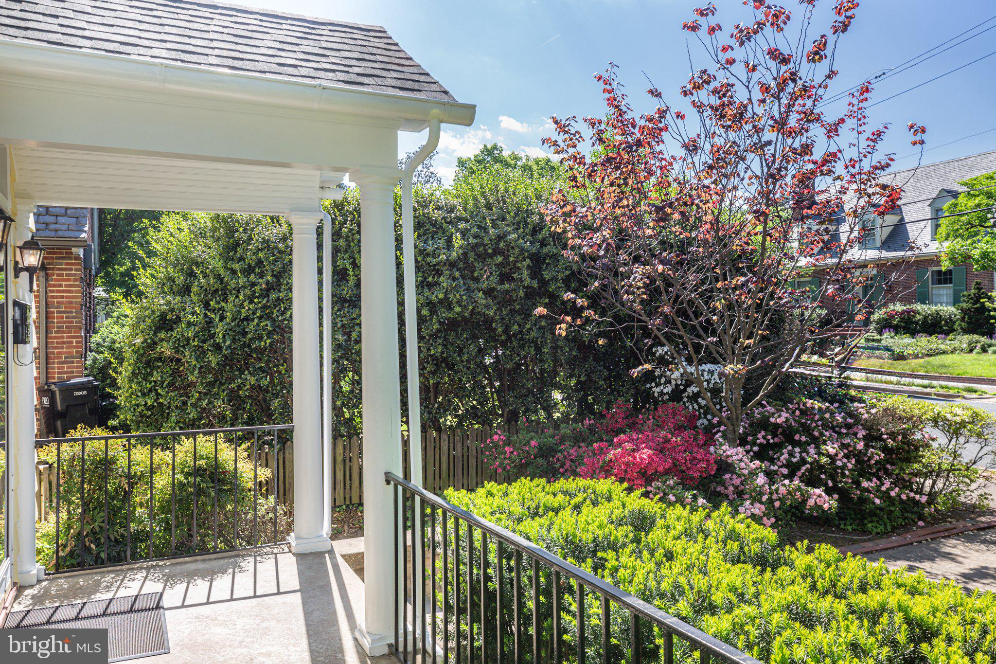 COLLEGE TERRACE - Residential