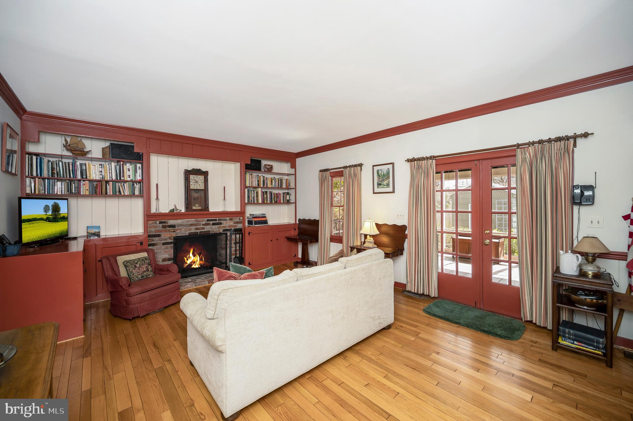 COLLEGE TERRACE - Residential