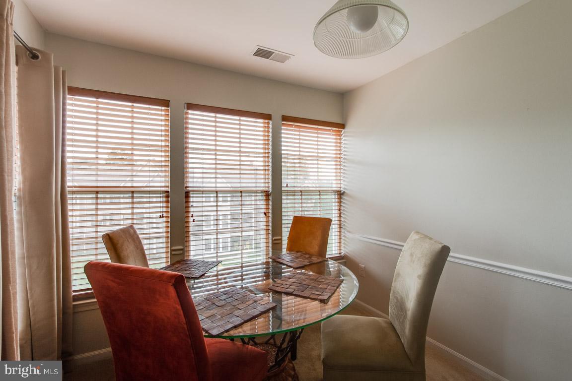 SHERBROOKE CONDO - Residential