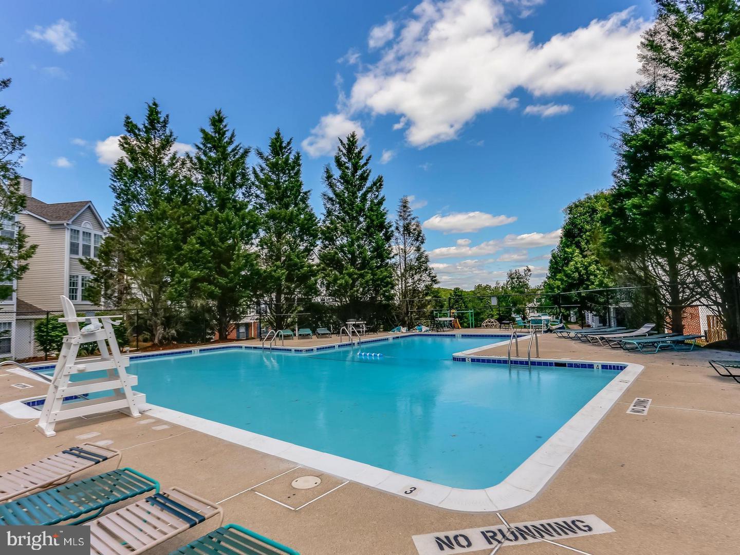 SHERBROOKE CONDO - Residential