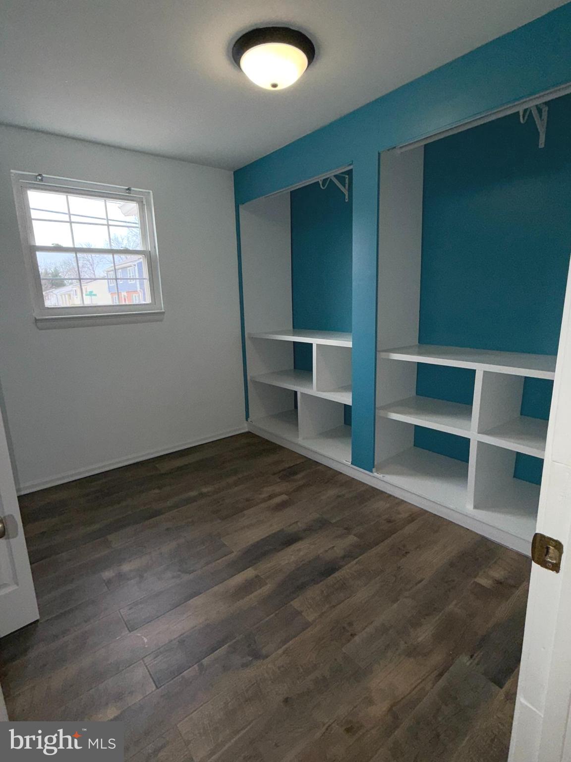 UNIVERSITY GARDENS - Residential