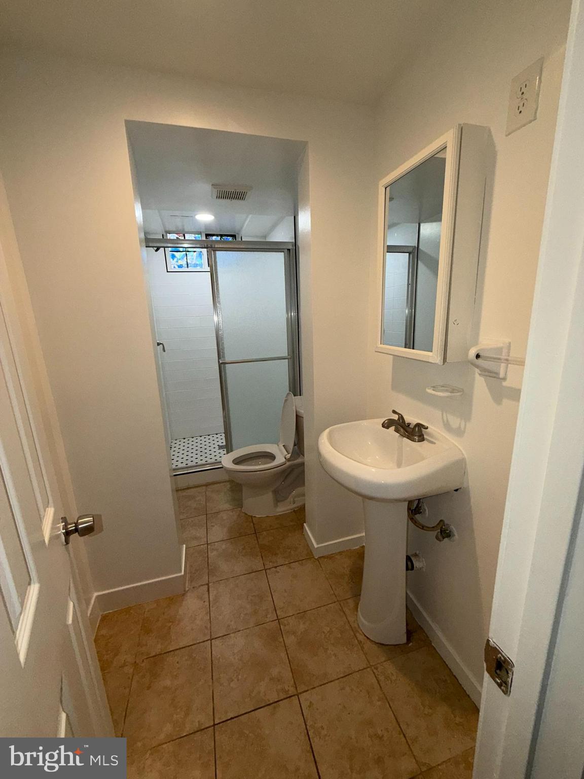 UNIVERSITY GARDENS - Residential