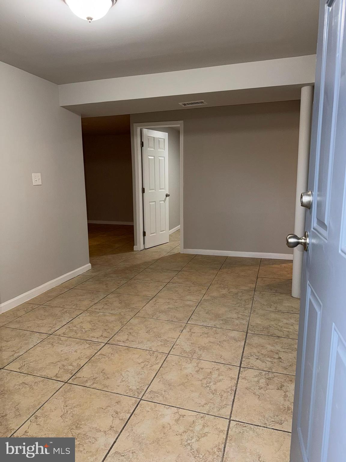 UNIVERSITY GARDENS - Residential