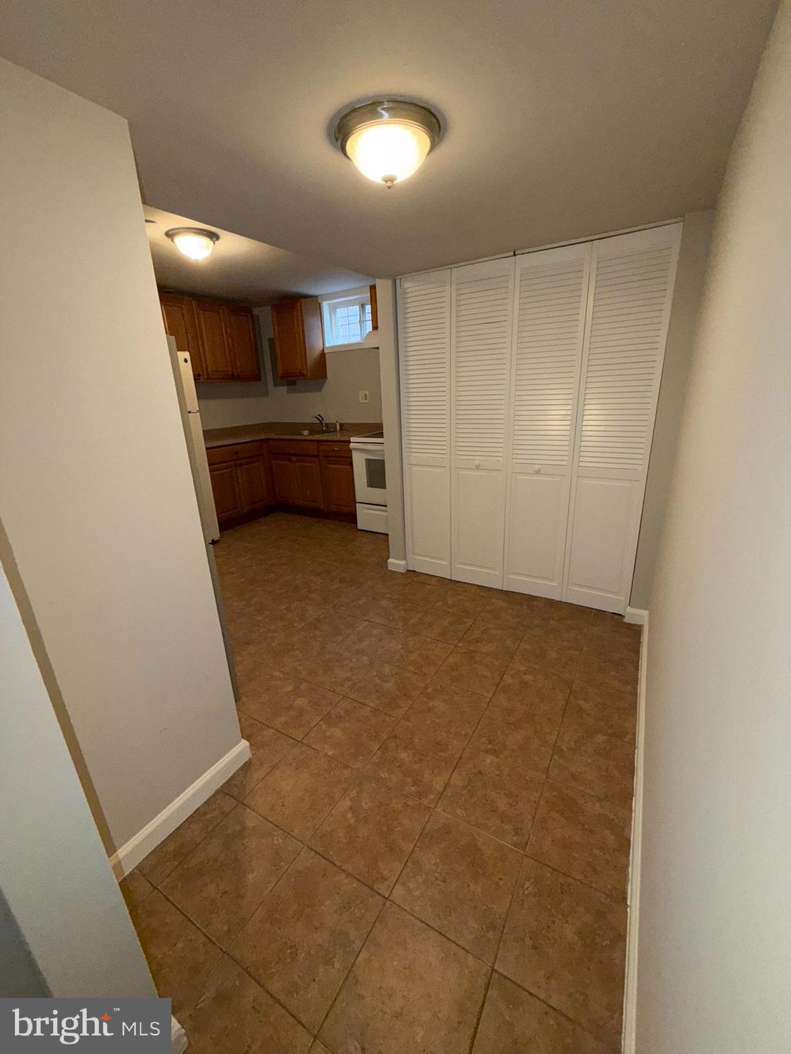 UNIVERSITY GARDENS - Residential