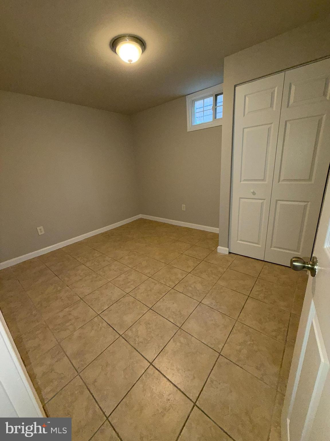 UNIVERSITY GARDENS - Residential