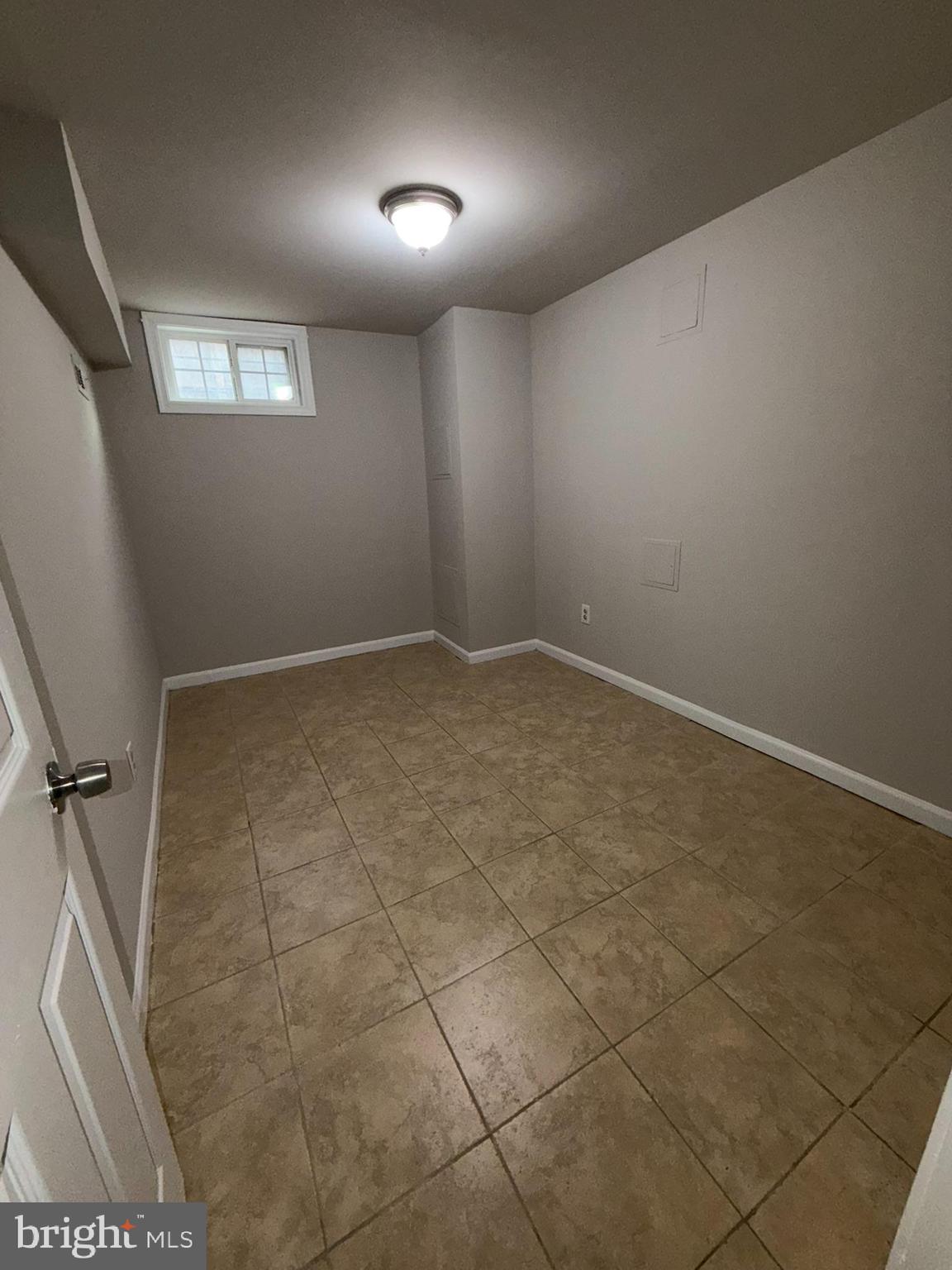 UNIVERSITY GARDENS - Residential