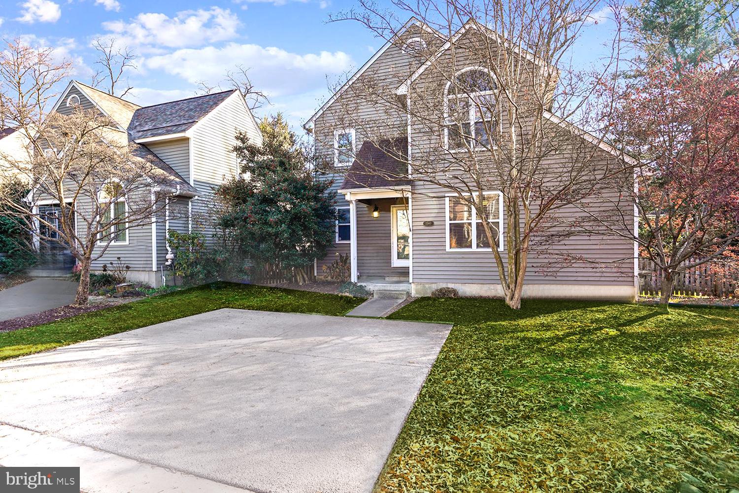 SOUTHWOODS - Residential