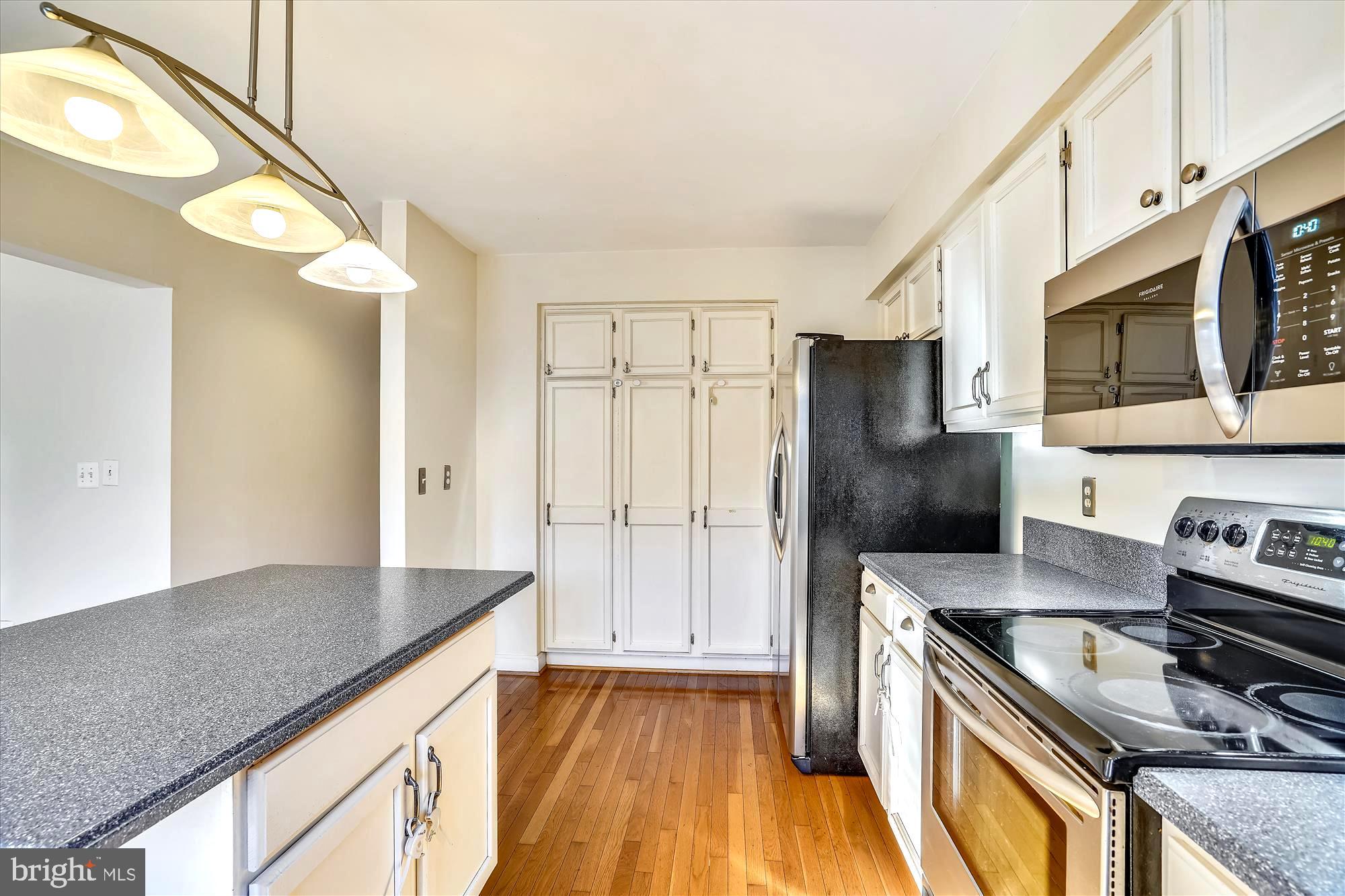 SOUTHWOODS - Residential