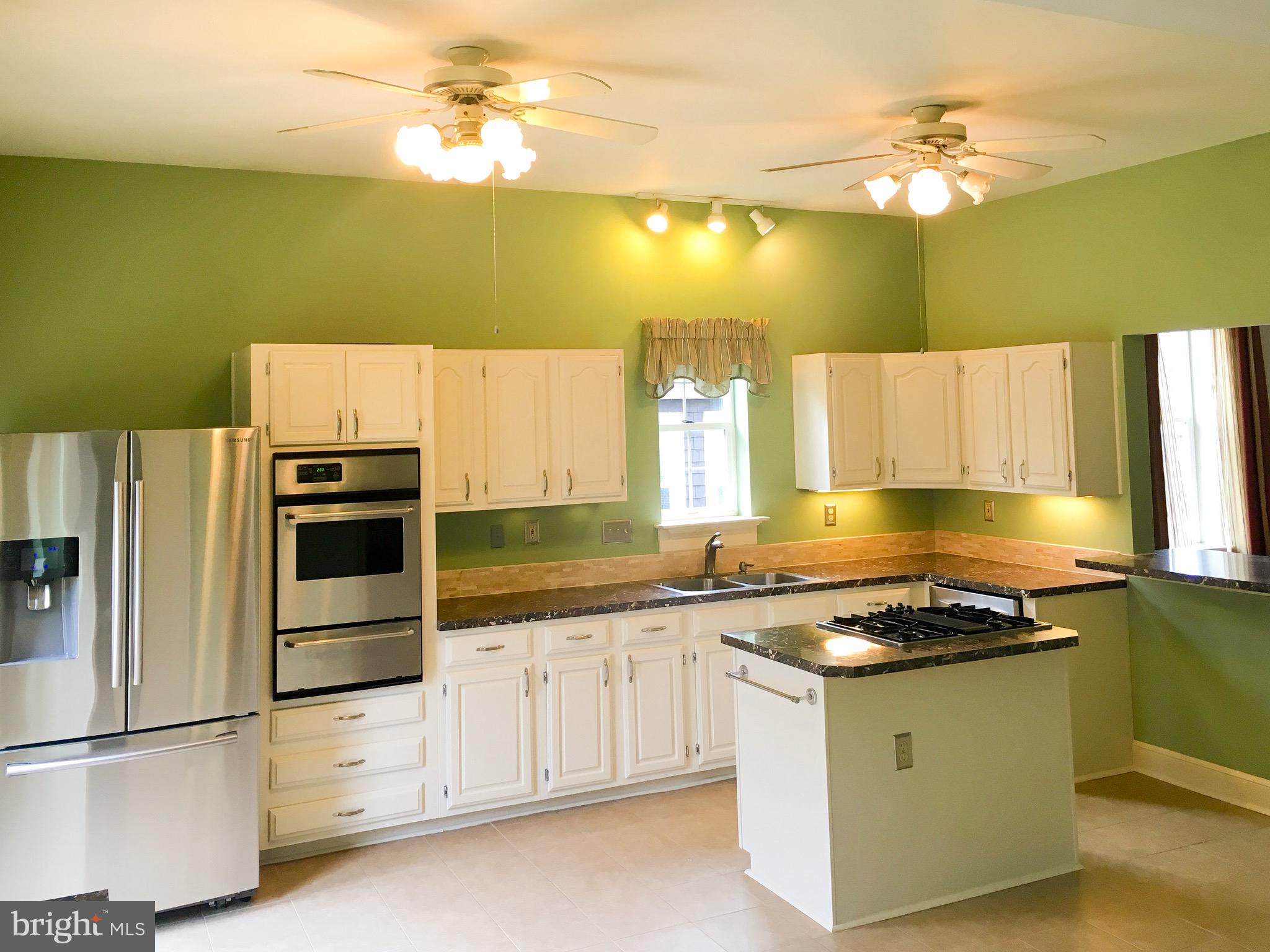 BROOKLYN PARK - Residential Lease