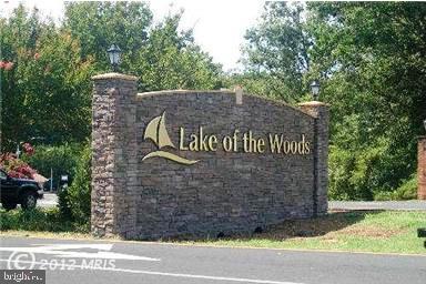 LAKE OF THE WOODS - Land