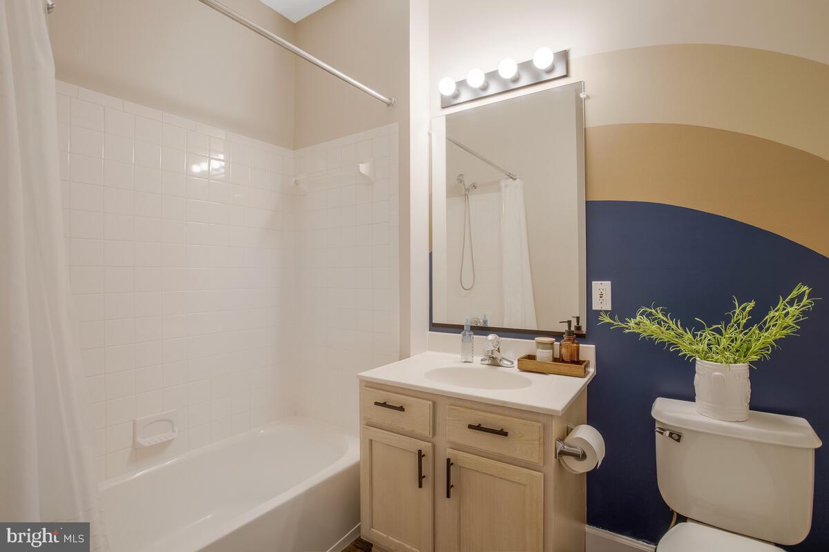 HOLLINGTON - Residential