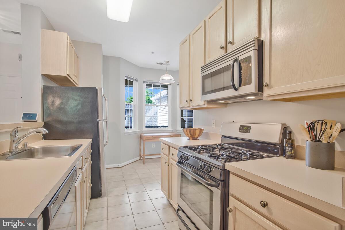 HOLLINGTON - Residential