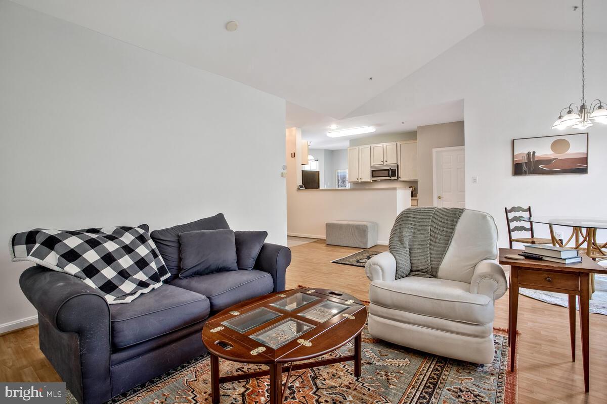 HOLLINGTON - Residential