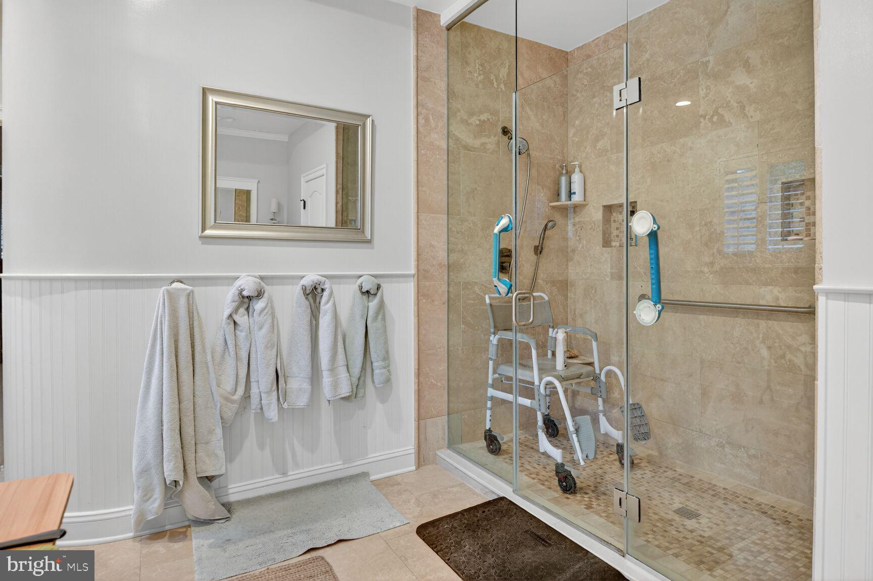 GREENWICH FOREST - Residential