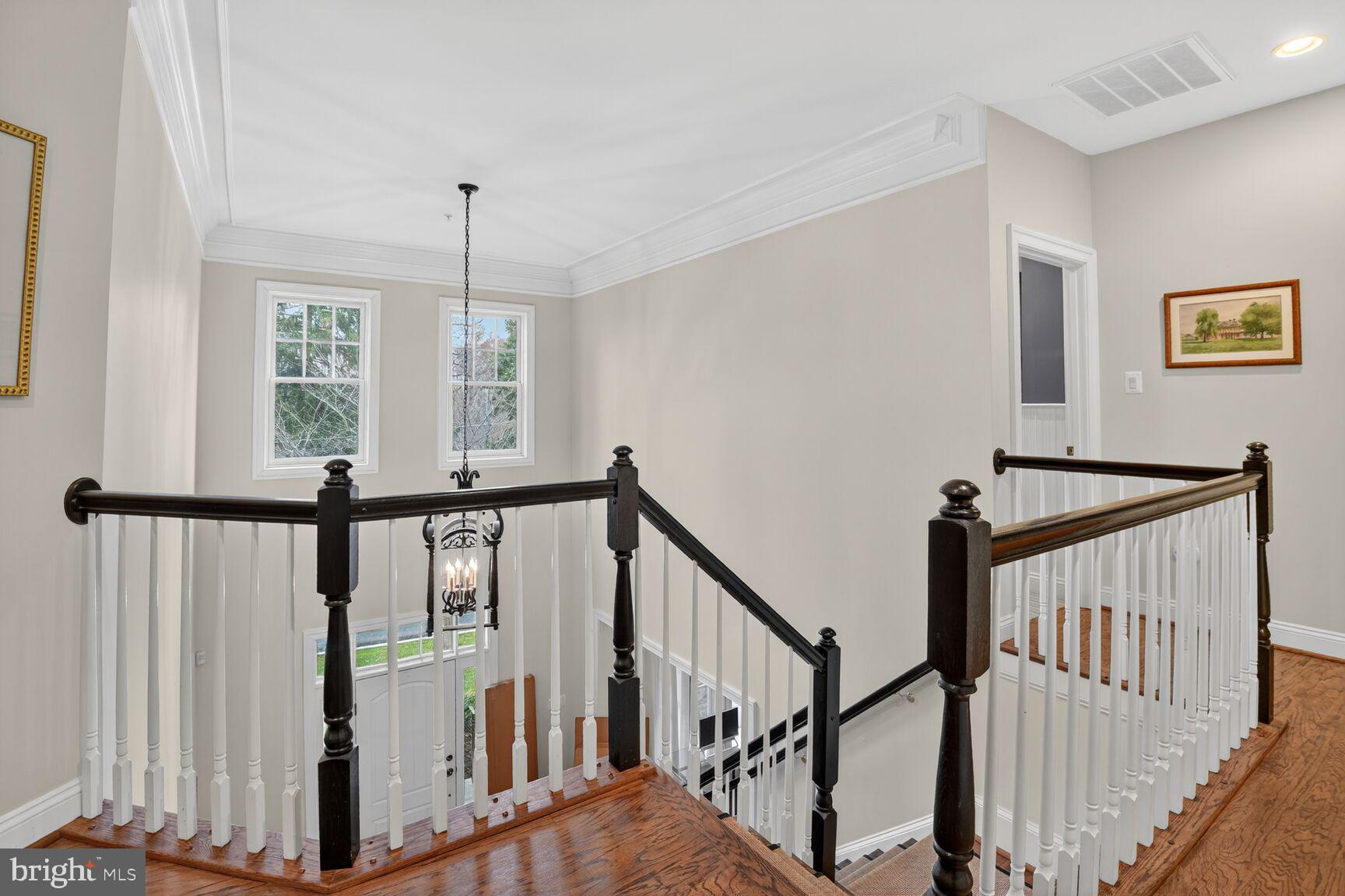 GREENWICH FOREST - Residential