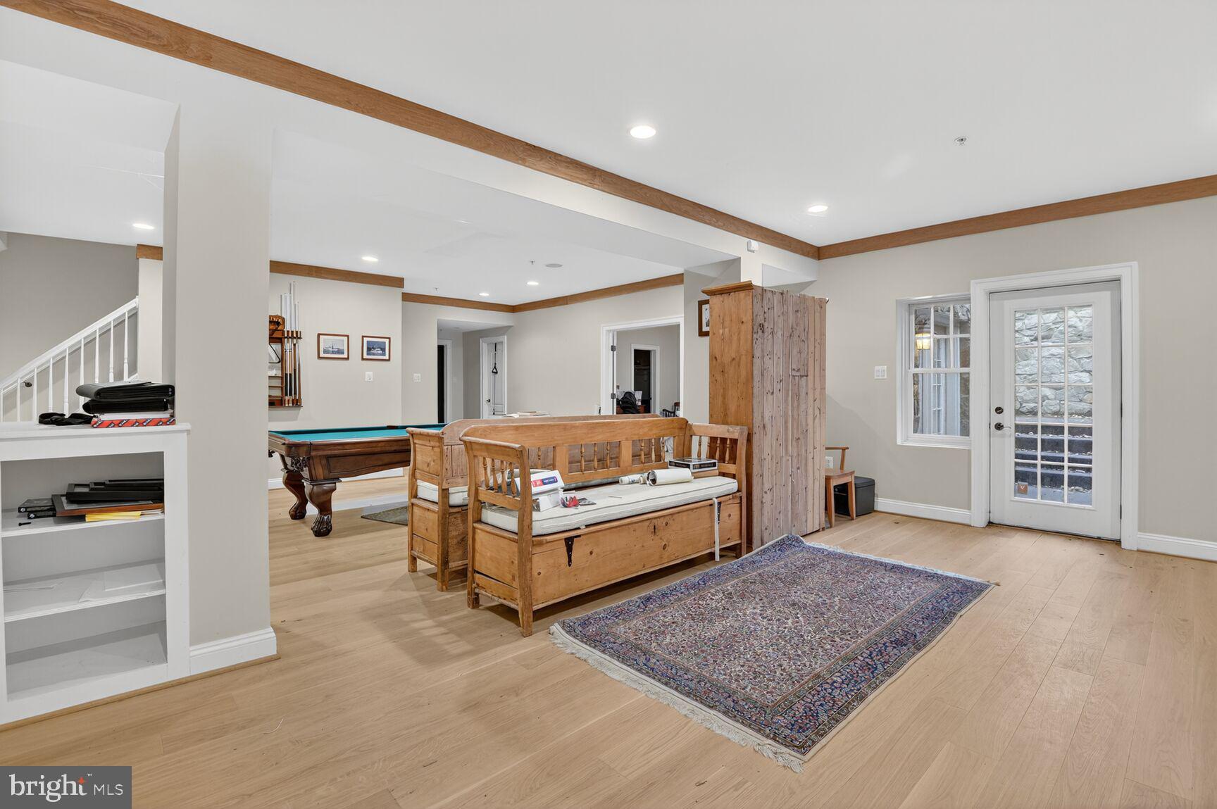 GREENWICH FOREST - Residential