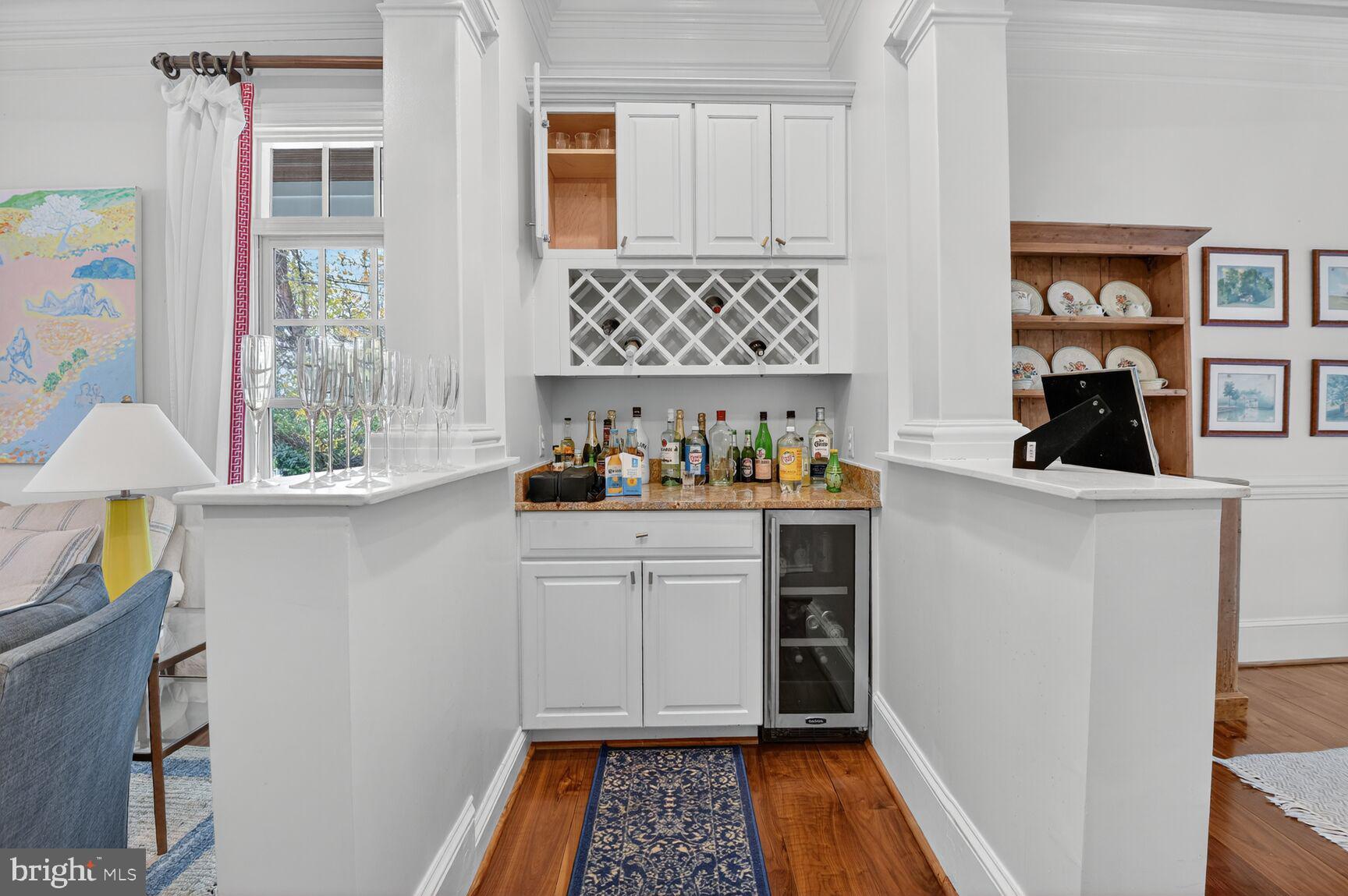 GREENWICH FOREST - Residential