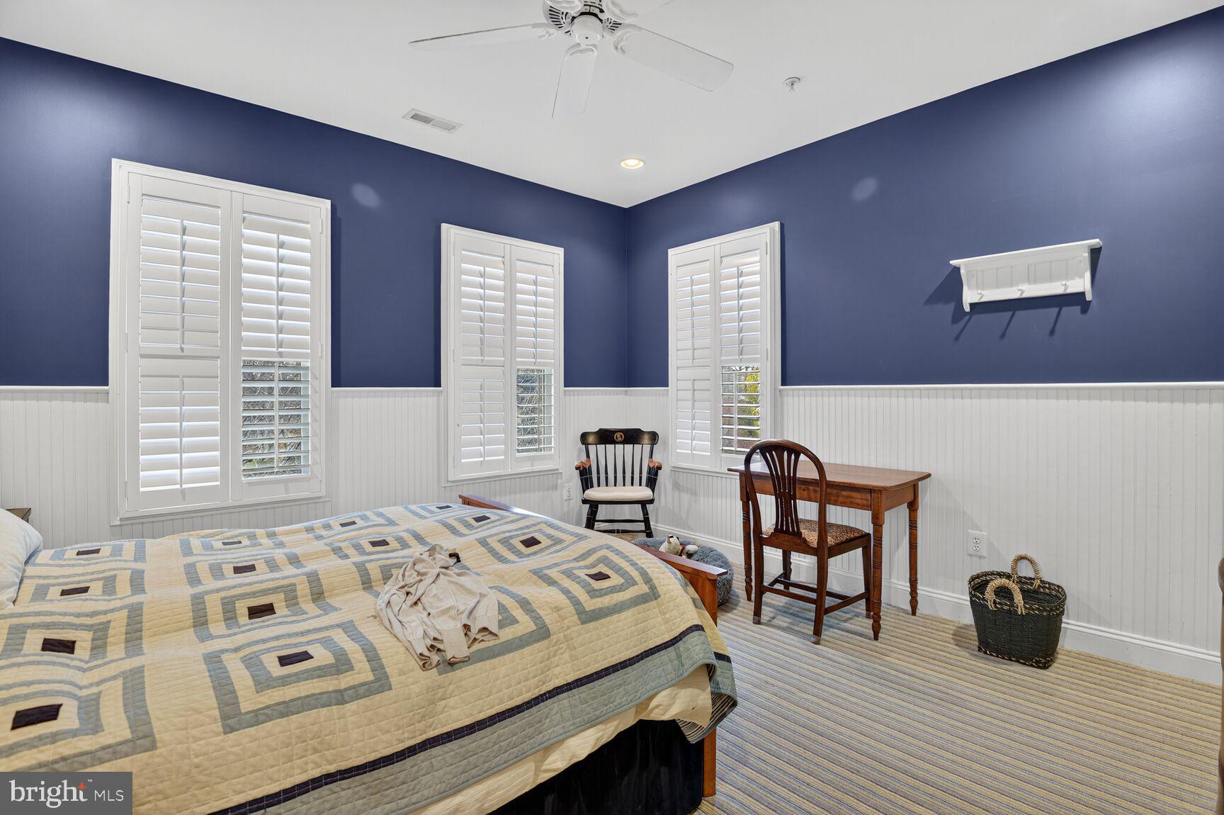 GREENWICH FOREST - Residential