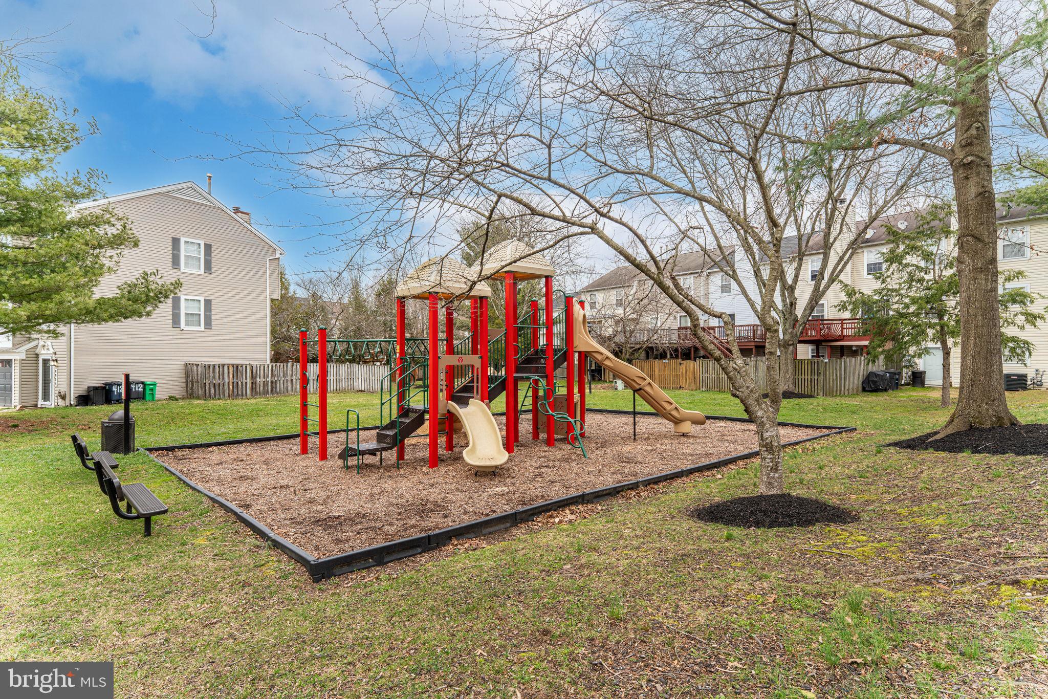 KINGS COUNCIL CONDO - Residential