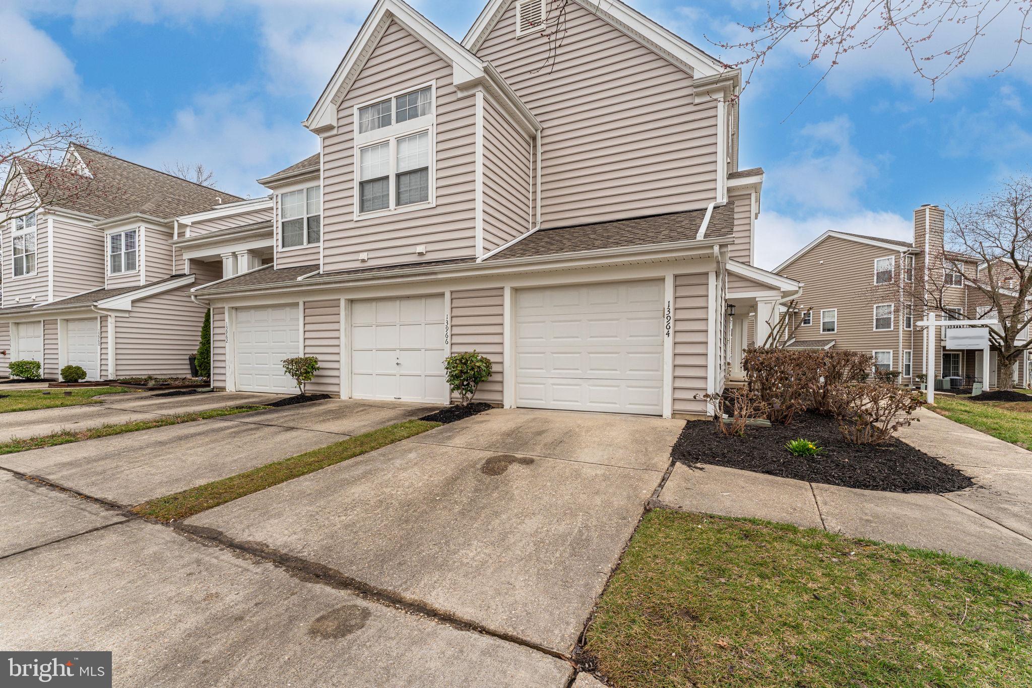 KINGS COUNCIL CONDO - Residential