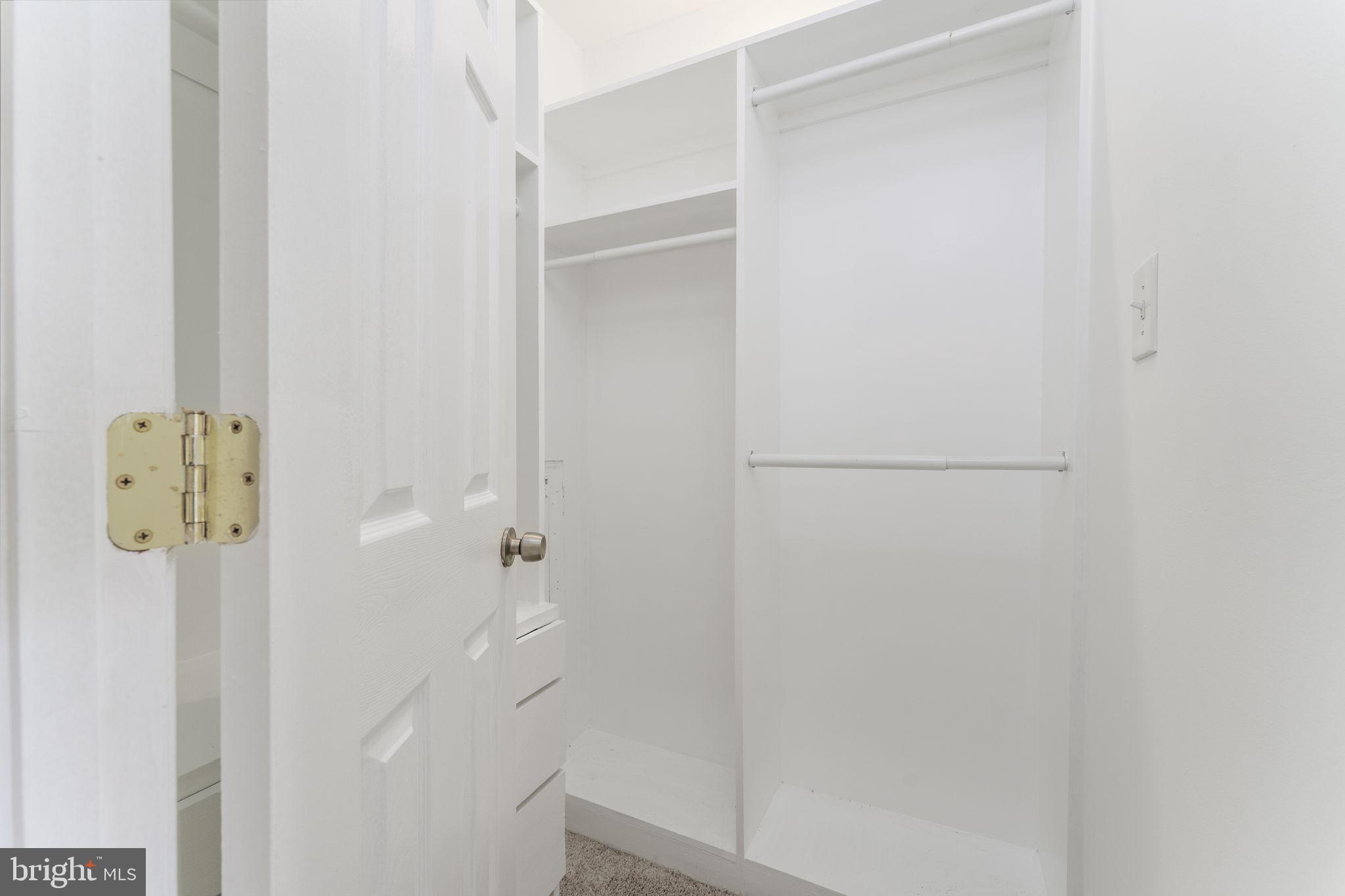 KINGS COUNCIL CONDO - Residential