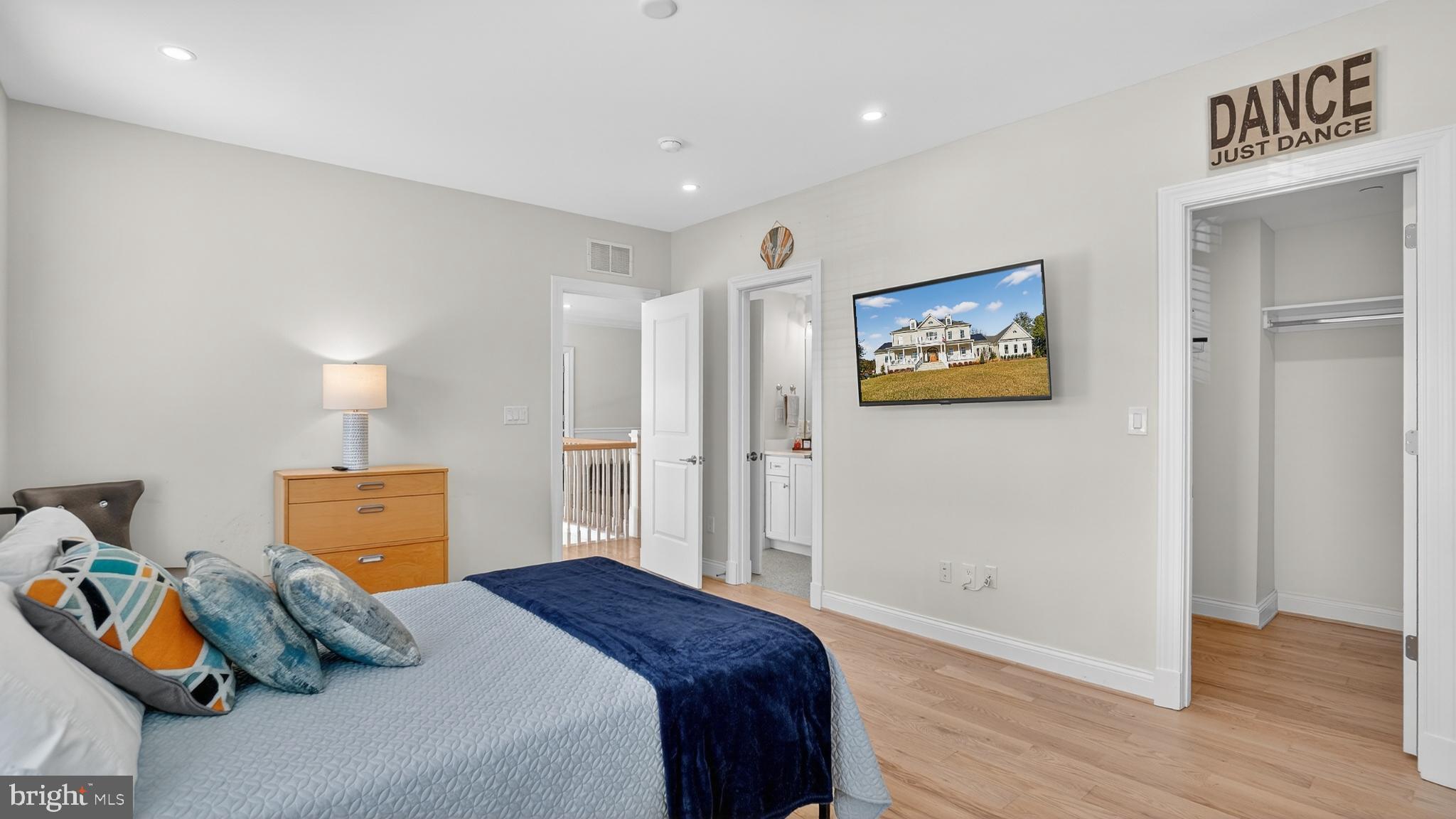 PINEY GLEN FARMS - Residential