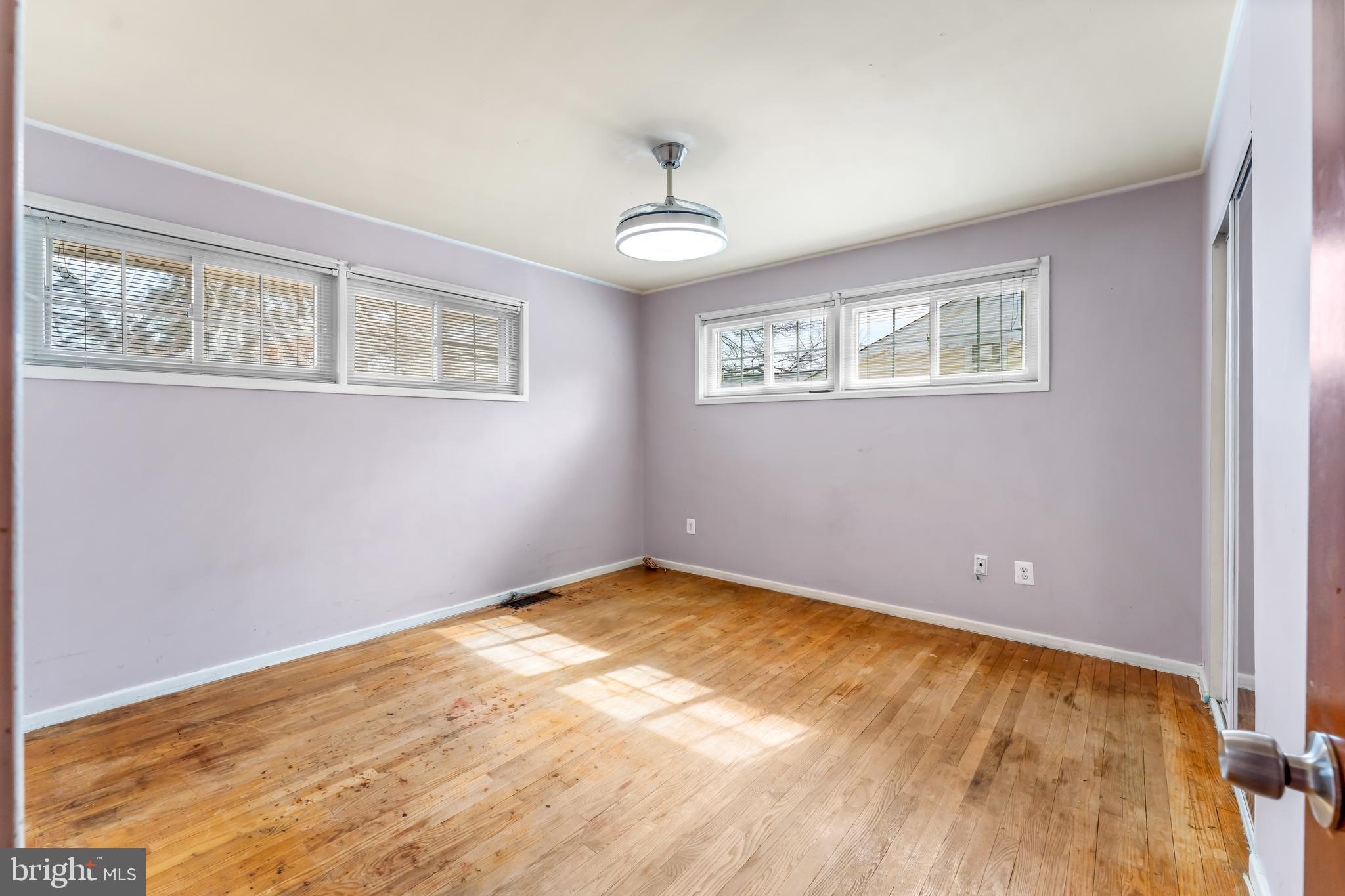 CAROLE HIGHLANDS - Residential