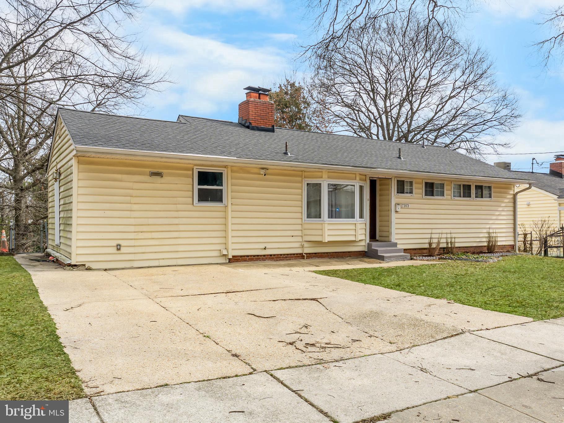 CAROLE HIGHLANDS - Residential