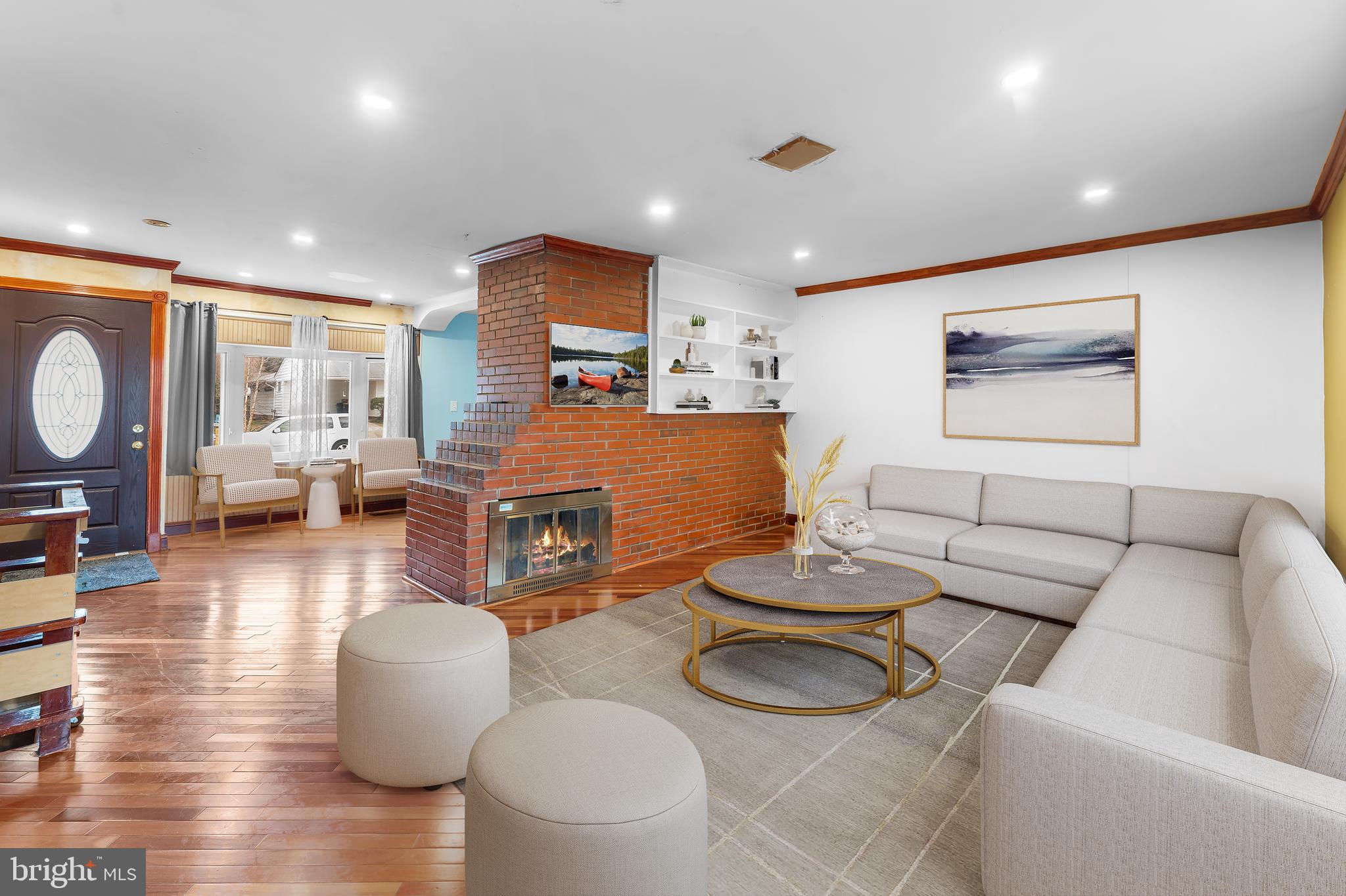 CAROLE HIGHLANDS - Residential