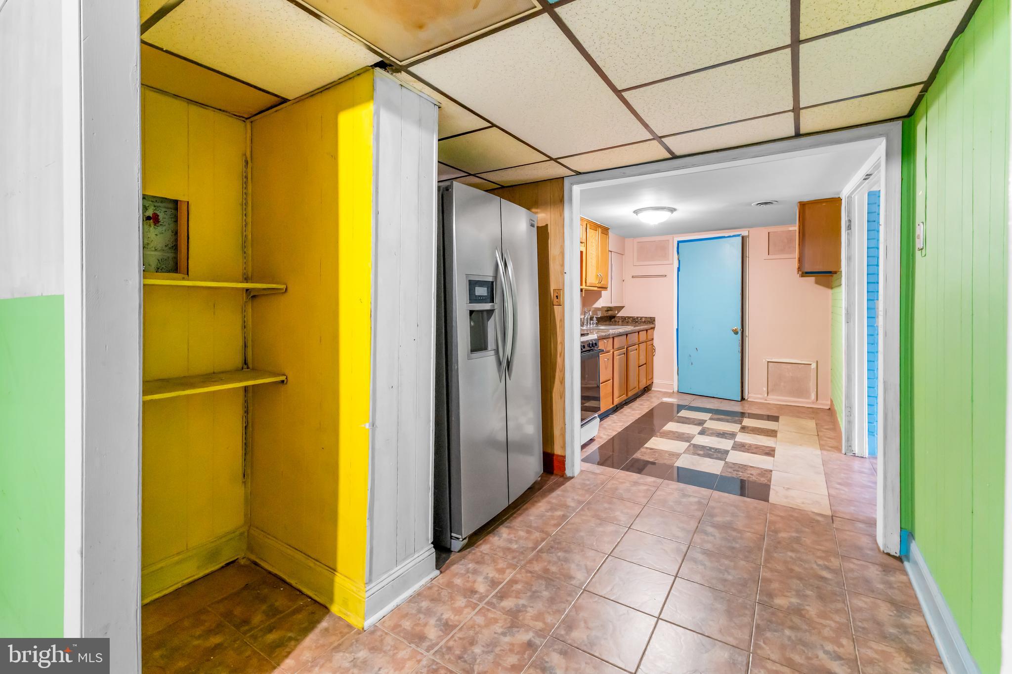 CAROLE HIGHLANDS - Residential