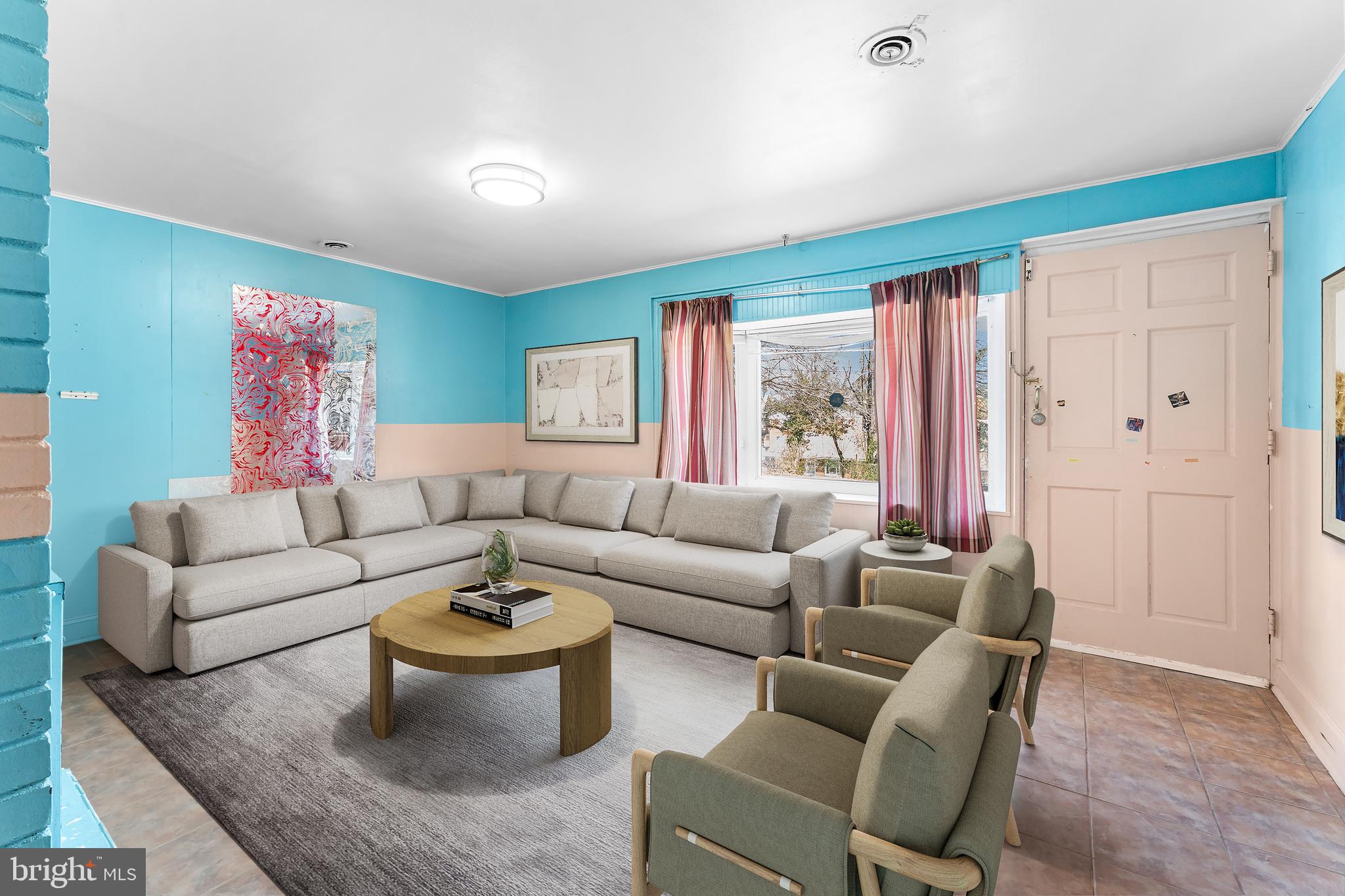 CAROLE HIGHLANDS - Residential