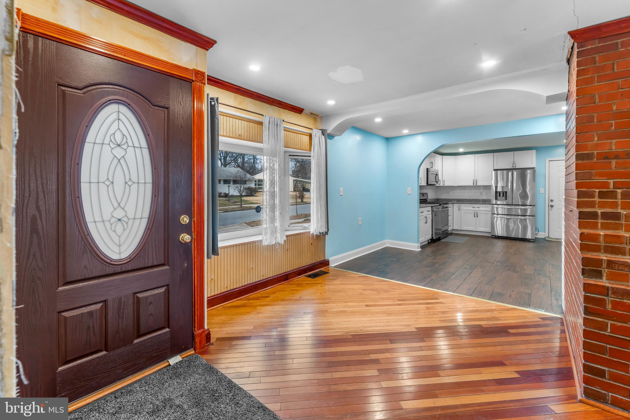 CAROLE HIGHLANDS - Residential