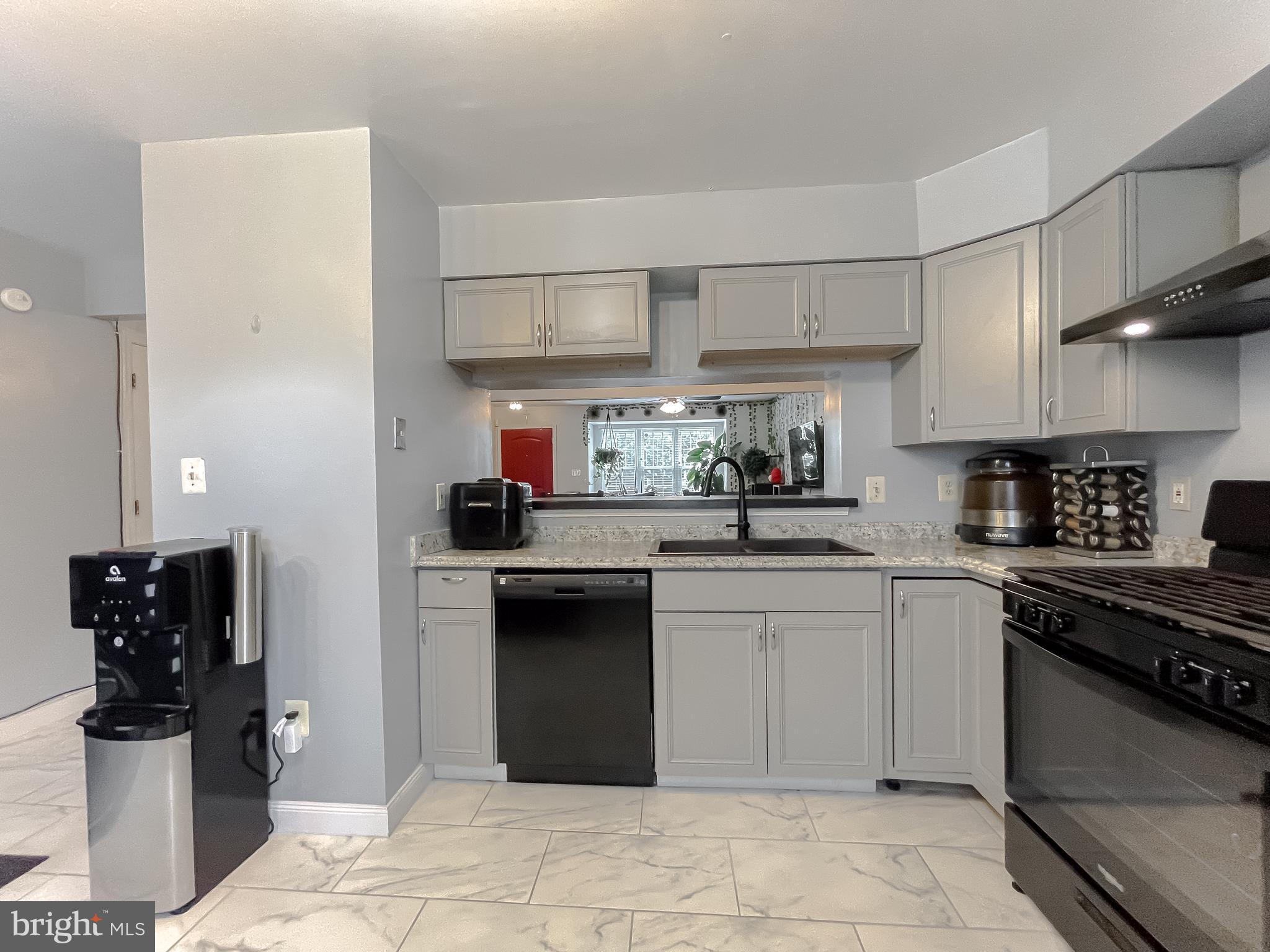 REGENCY MEADOWS - Residential