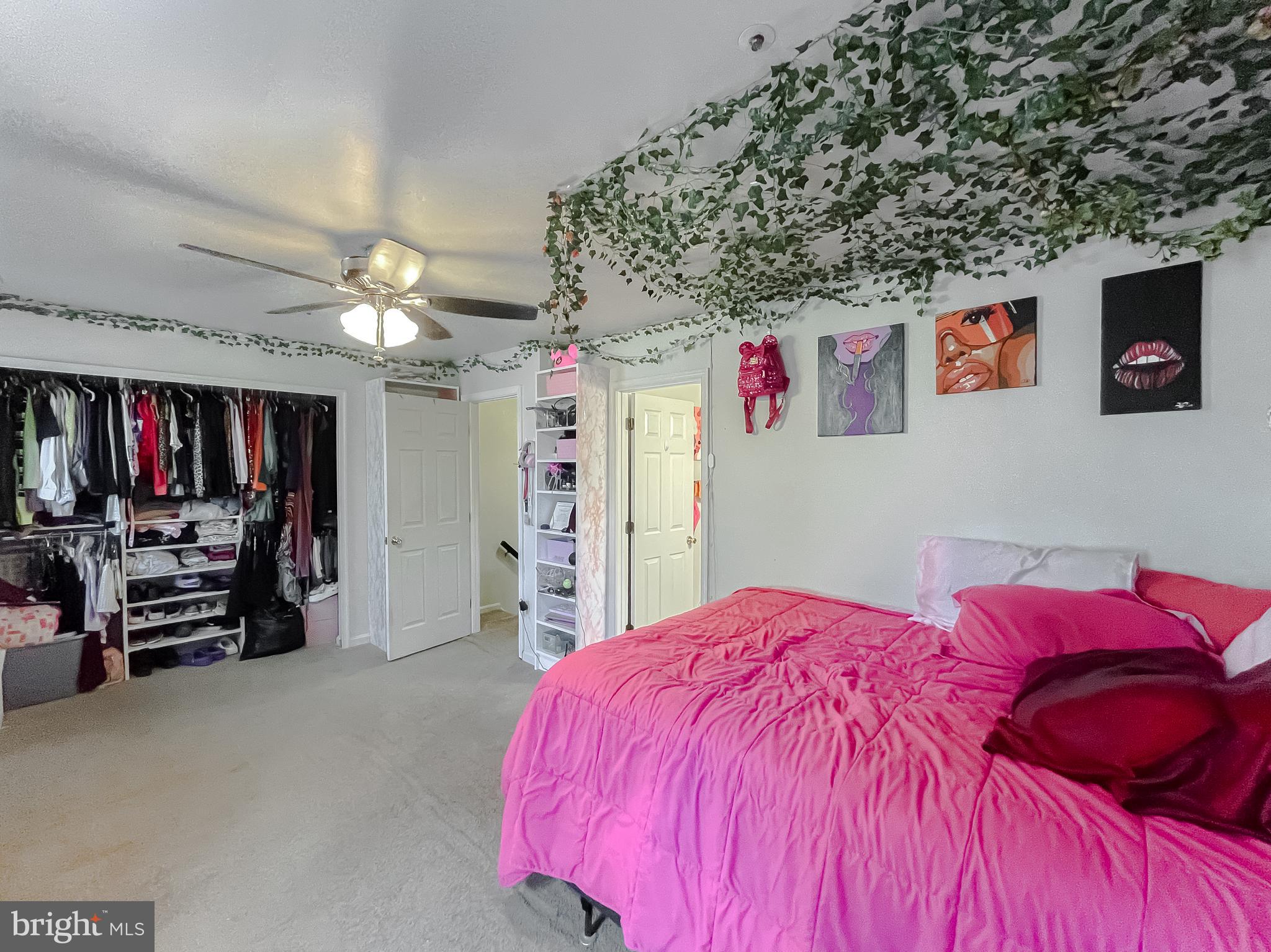 REGENCY MEADOWS - Residential