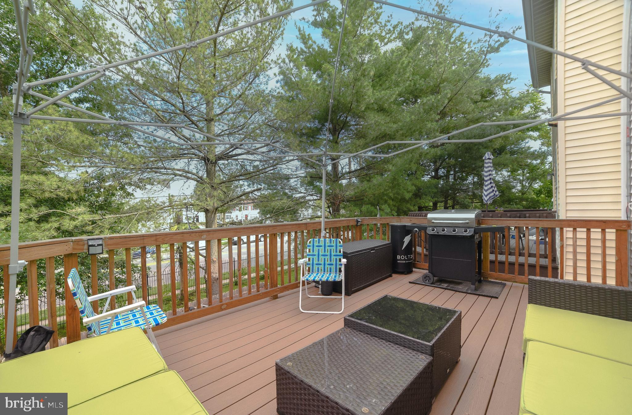 REGENCY MEADOWS - Residential