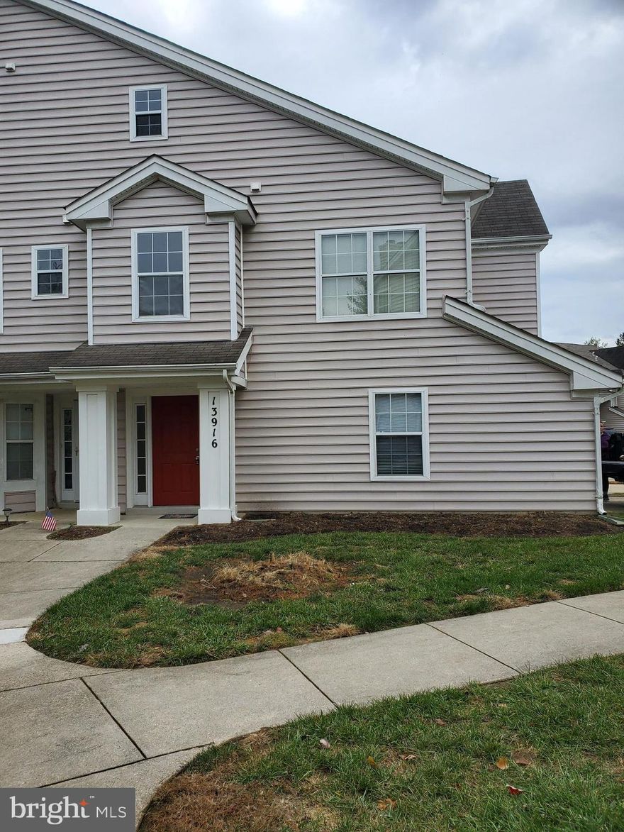 Beautiful condo with garage. 2 Master Bedrooms, 2.5 baths, Fireplace and Deck. 600+ credit score required (575-600 double security deposit), Gross income $5000 p/m, Pet deposit begins at $500, no cats, no dogs over 20 lbs, 2 year lease + only, Section 8 accepted. All applicants: If approved, the unit reservation fee /security deposit is due immediately to hold the unit.