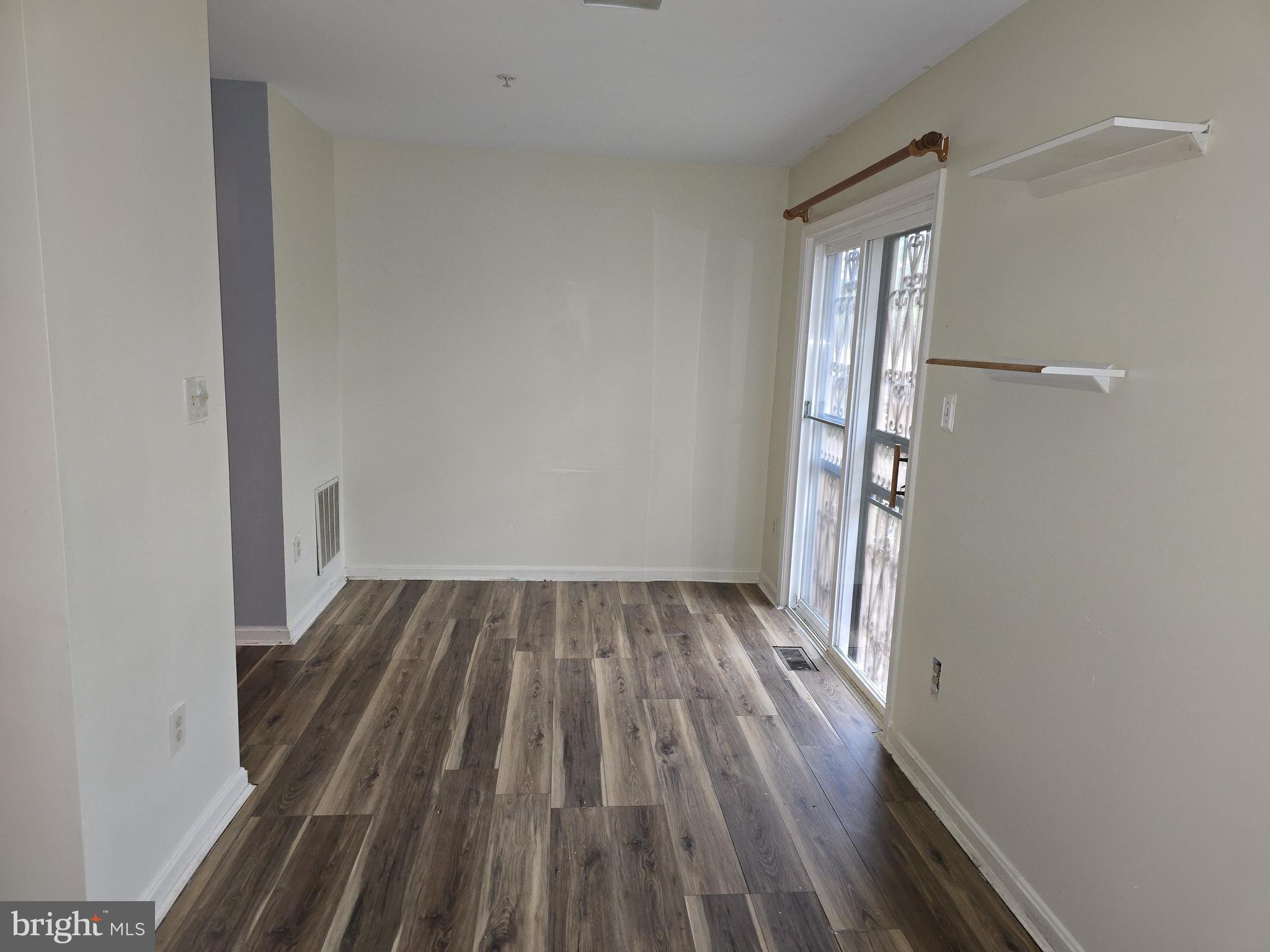 REGENCY MEADOWS - Residential