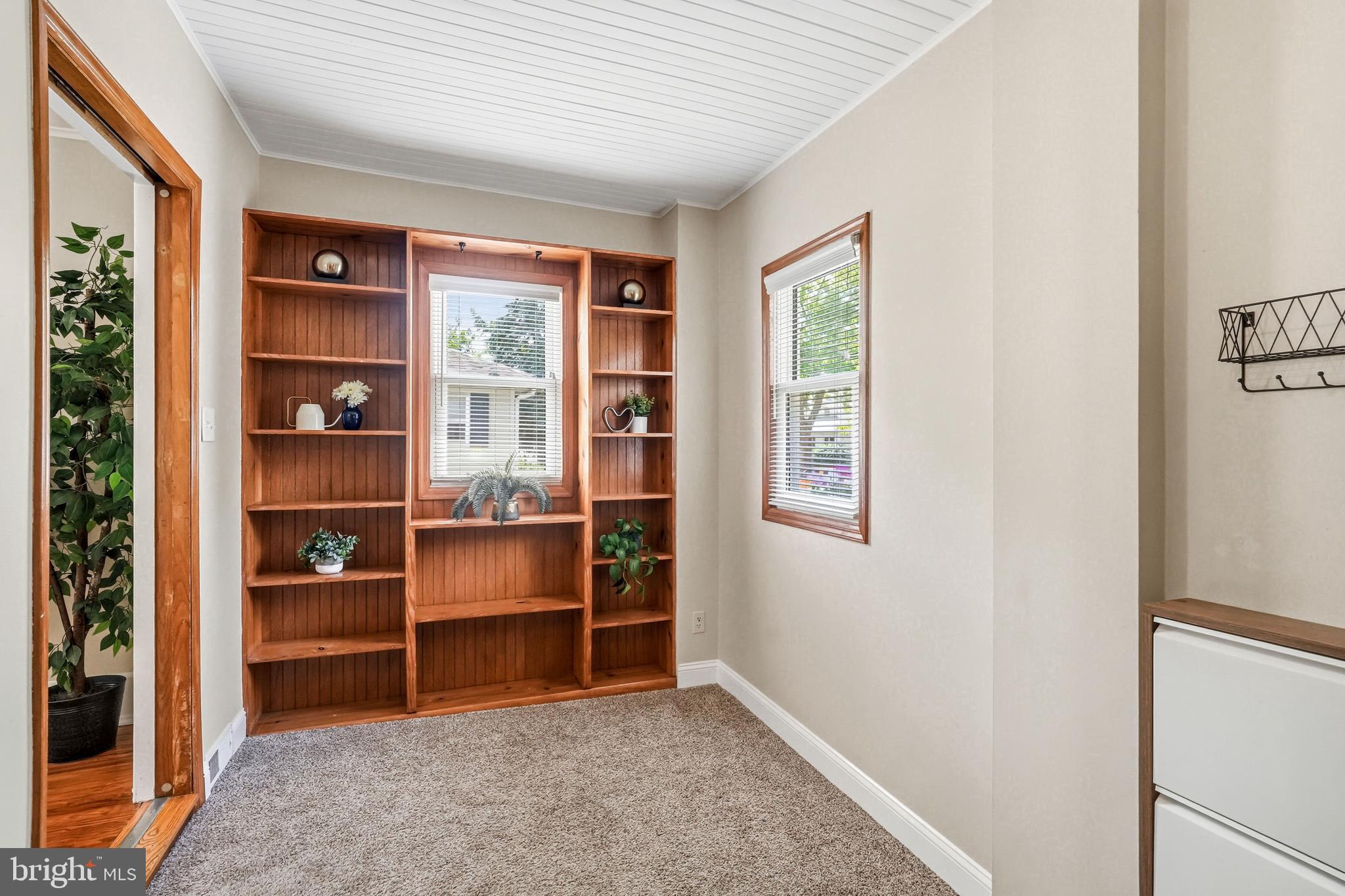 432 AUDUBON AVENUE