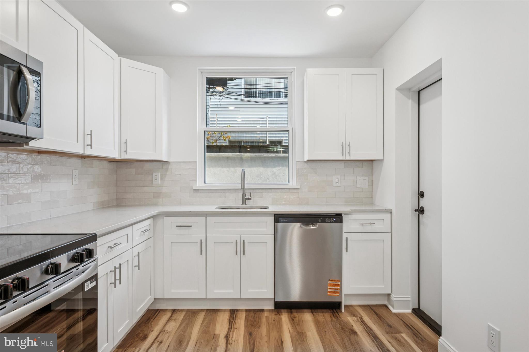 LOWER MOYAMENSING - Residential