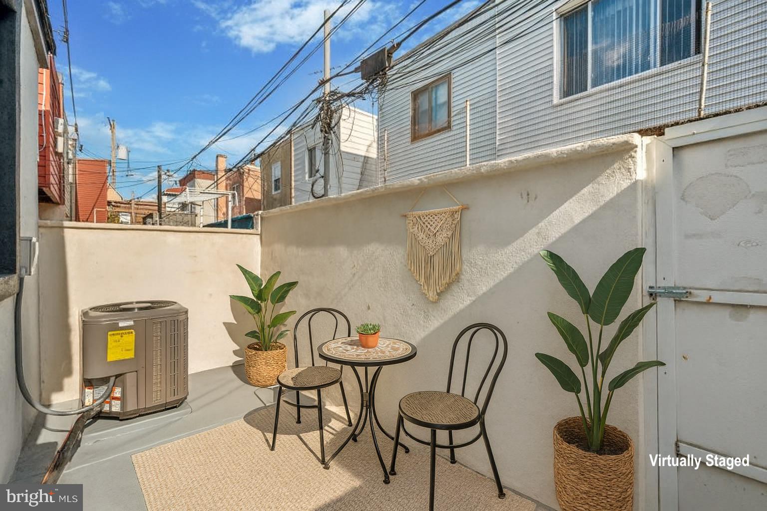 LOWER MOYAMENSING - Residential