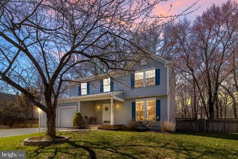 8302 CLIMBING FERN COURT BOWIE MD 20715